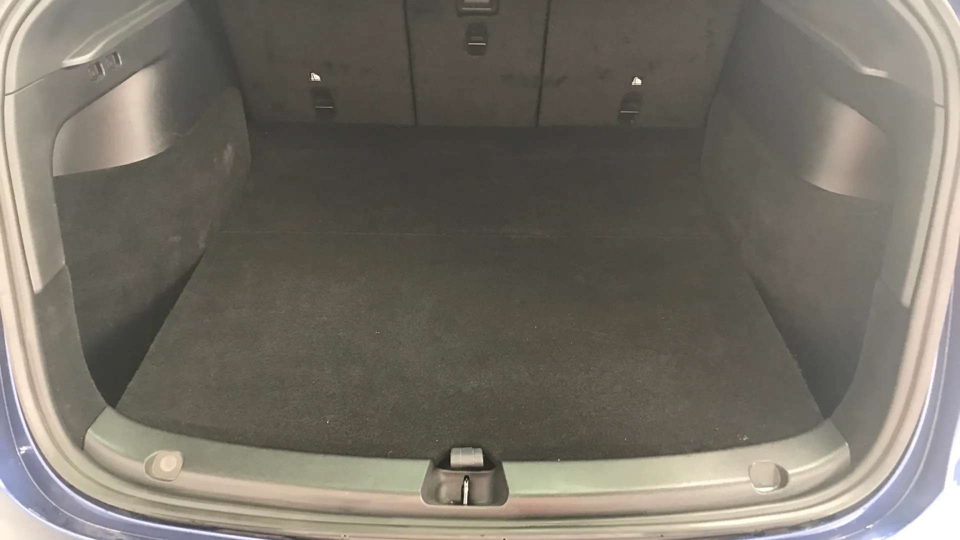 2023 TESLA MODEL Y 2023 TESLA MODEL Y