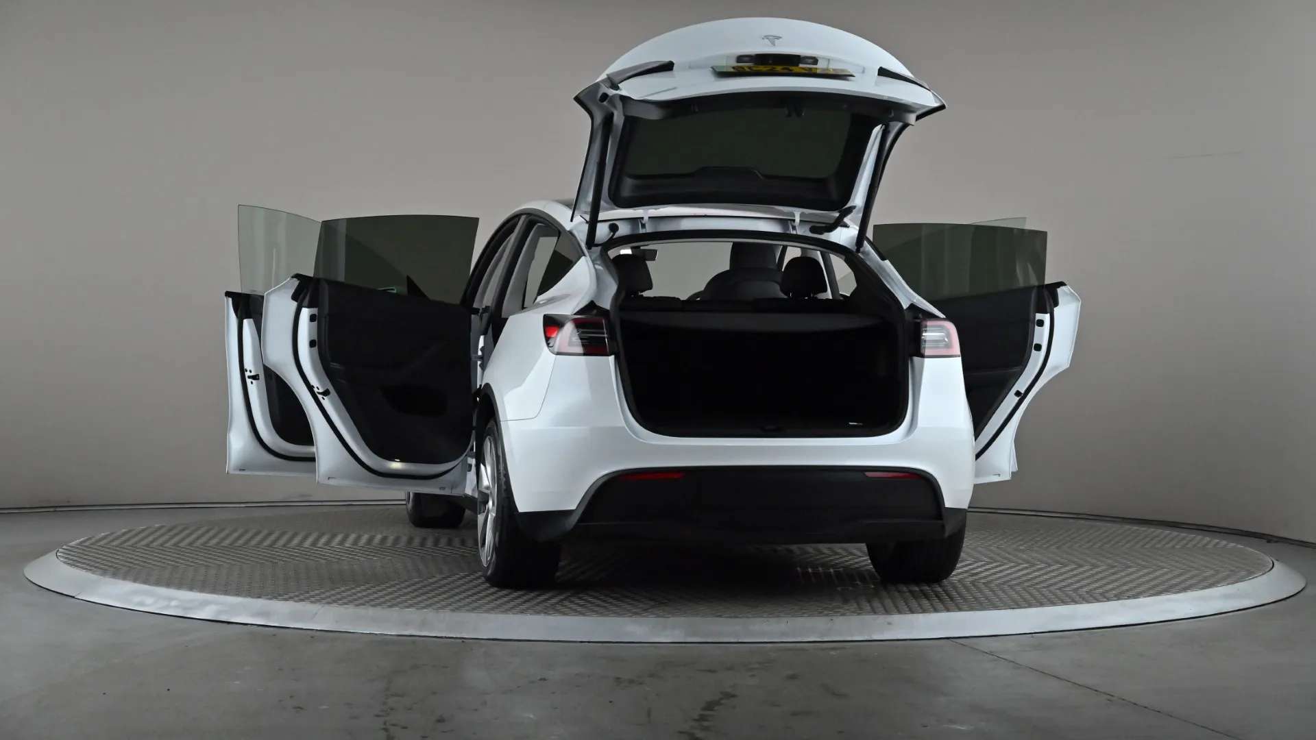 2024 TESLA MODEL Y 2024 TESLA MODEL Y