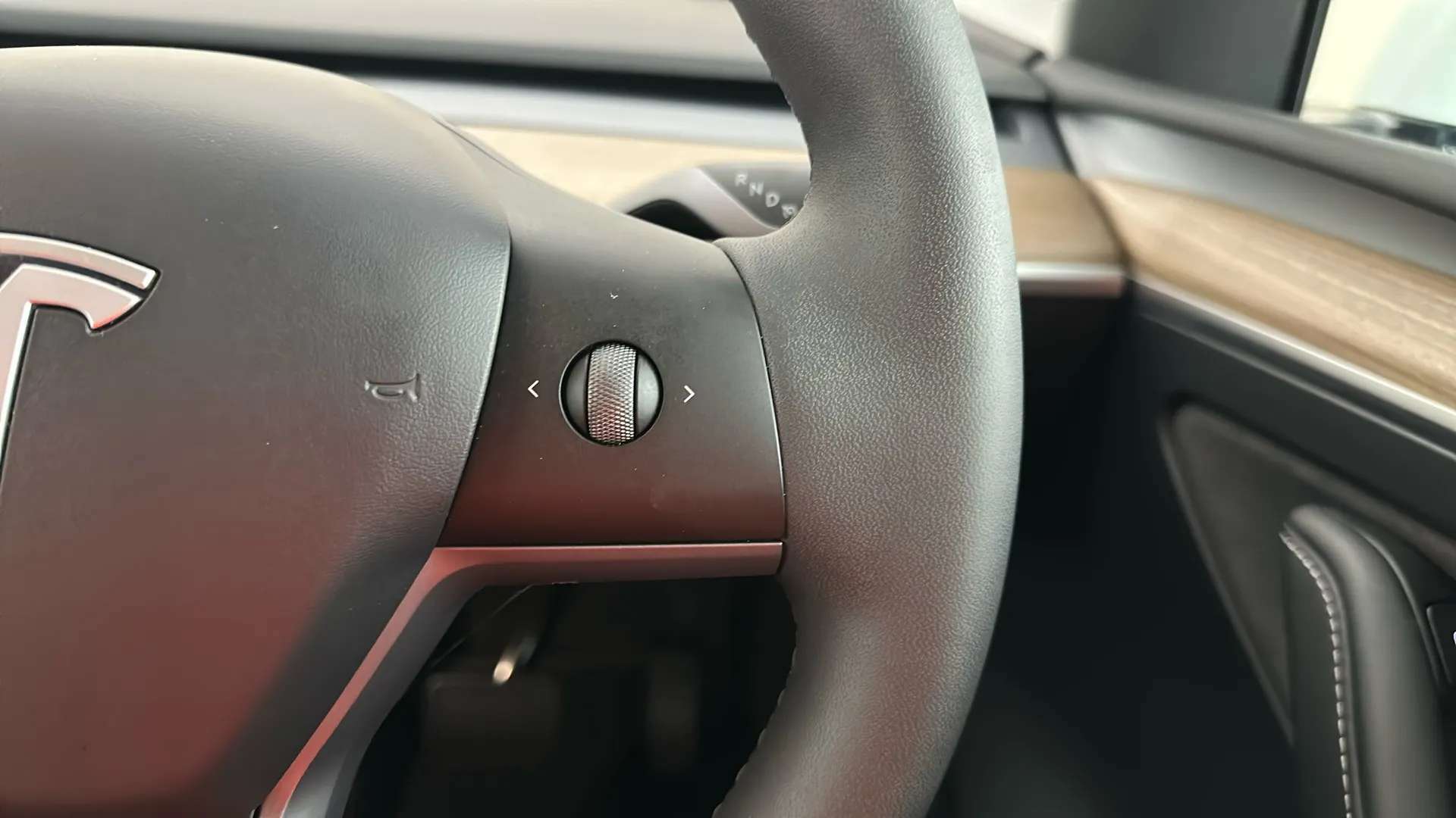 2024 TESLA MODEL Y 2024 TESLA MODEL Y