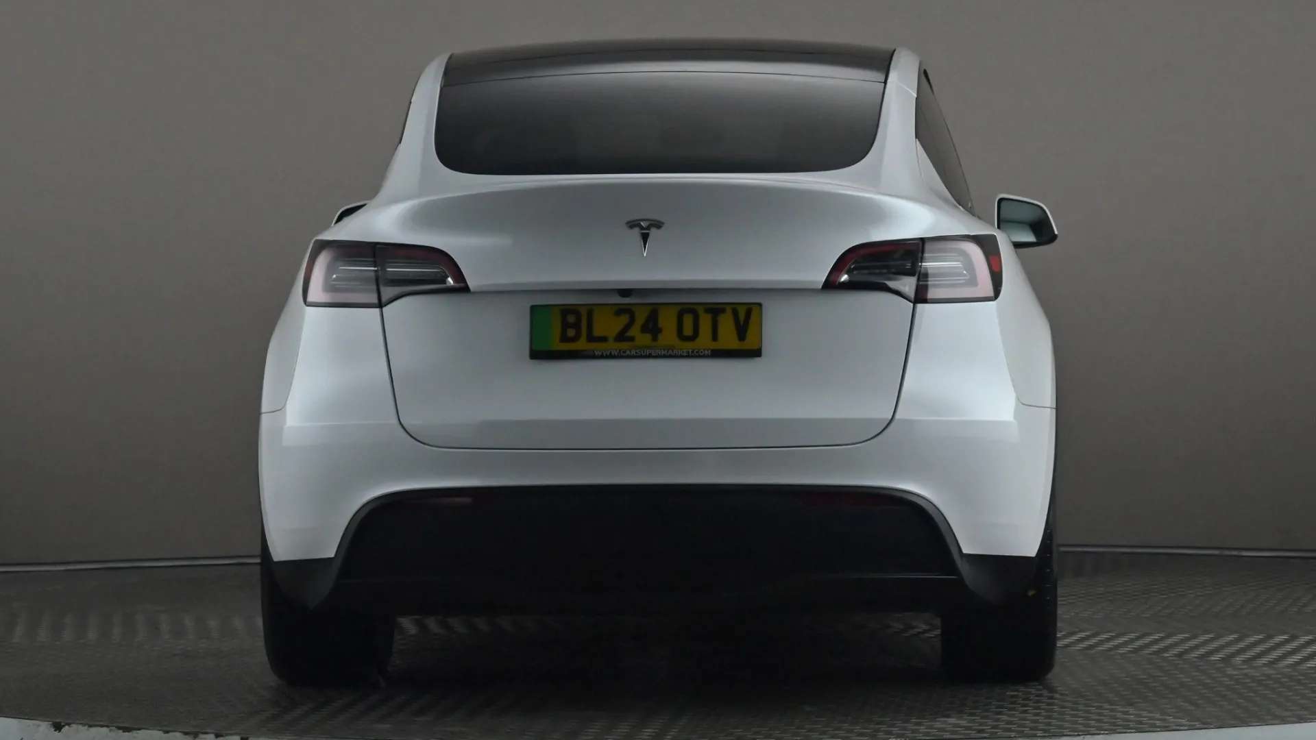 2024 TESLA MODEL Y 2024 TESLA MODEL Y