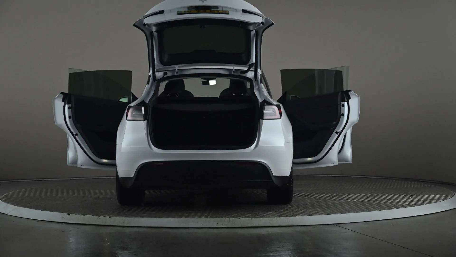 2024 TESLA MODEL Y 2024 TESLA MODEL Y
