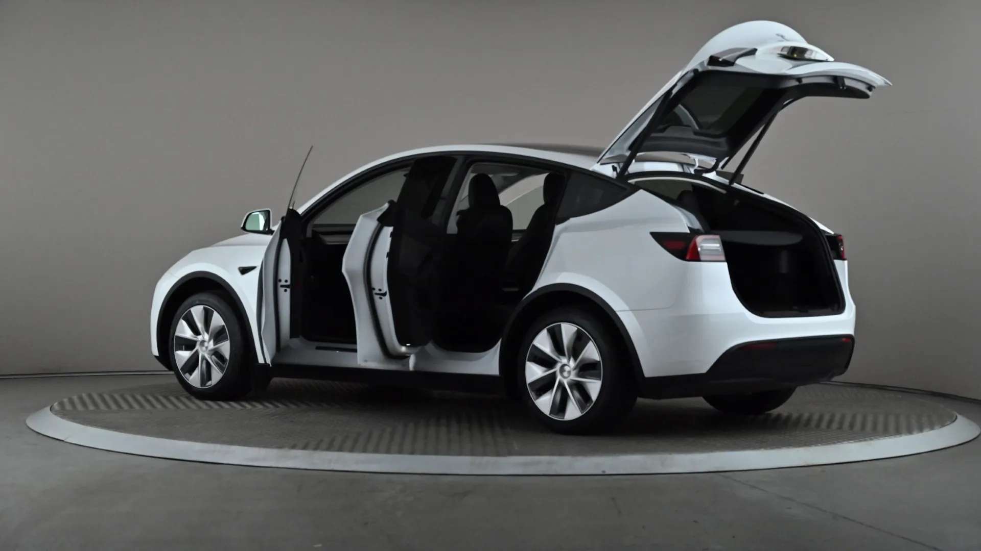 2024 TESLA MODEL Y 2024 TESLA MODEL Y