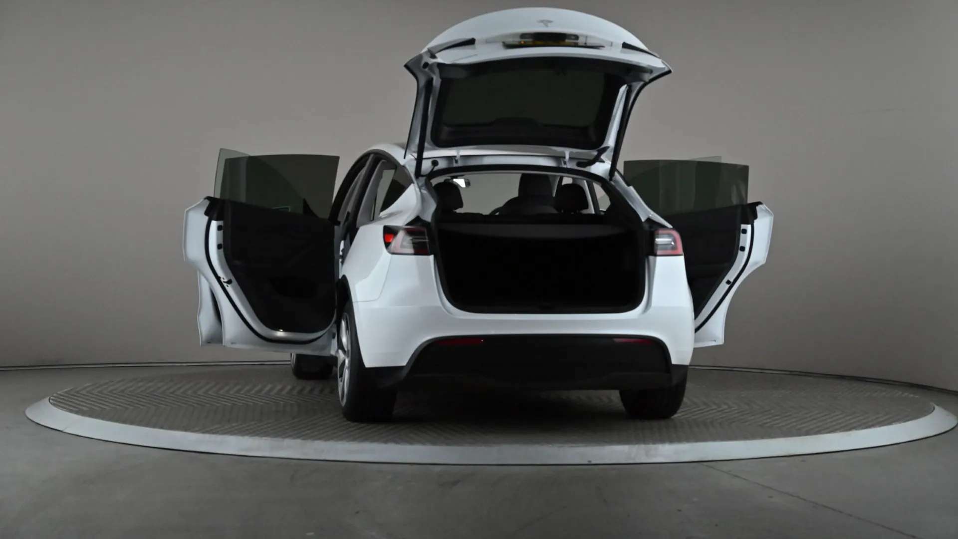 2024 TESLA MODEL Y 2024 TESLA MODEL Y