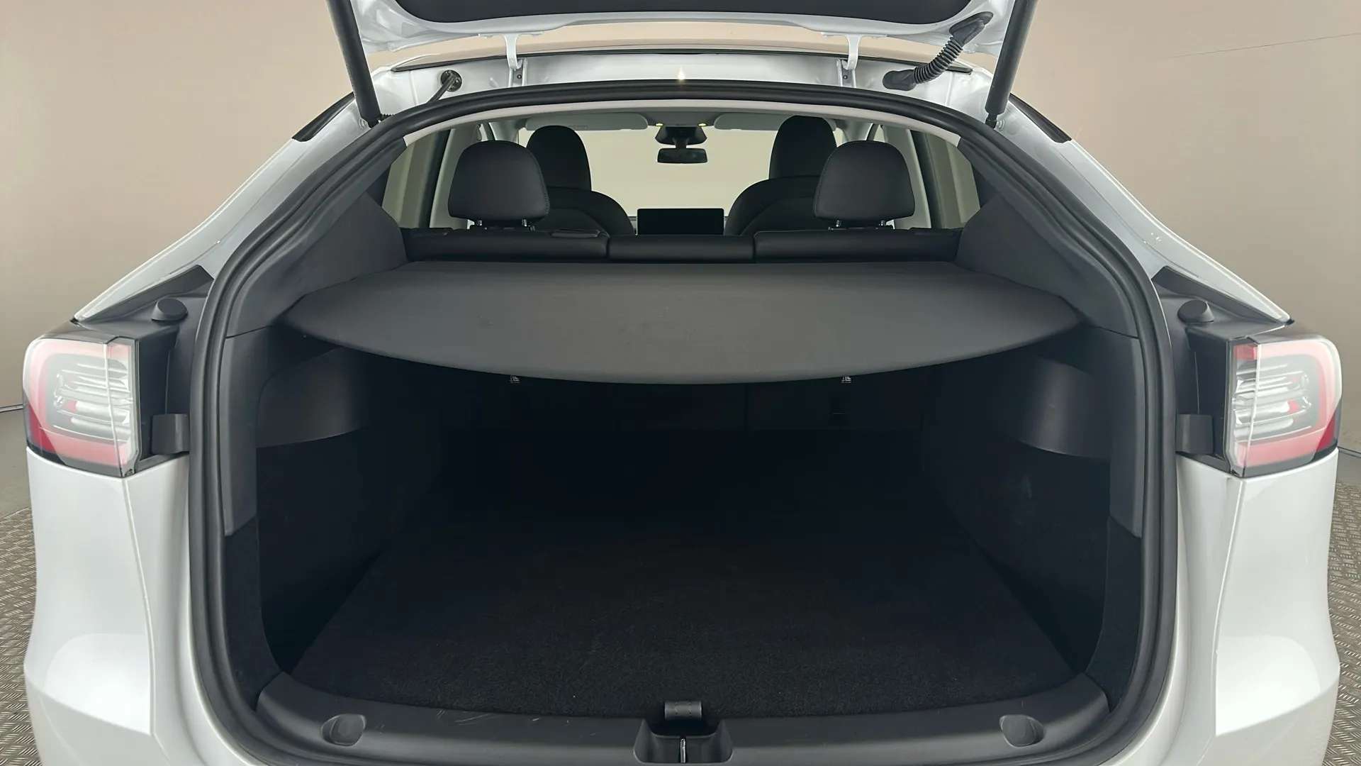2024 TESLA MODEL Y 2024 TESLA MODEL Y