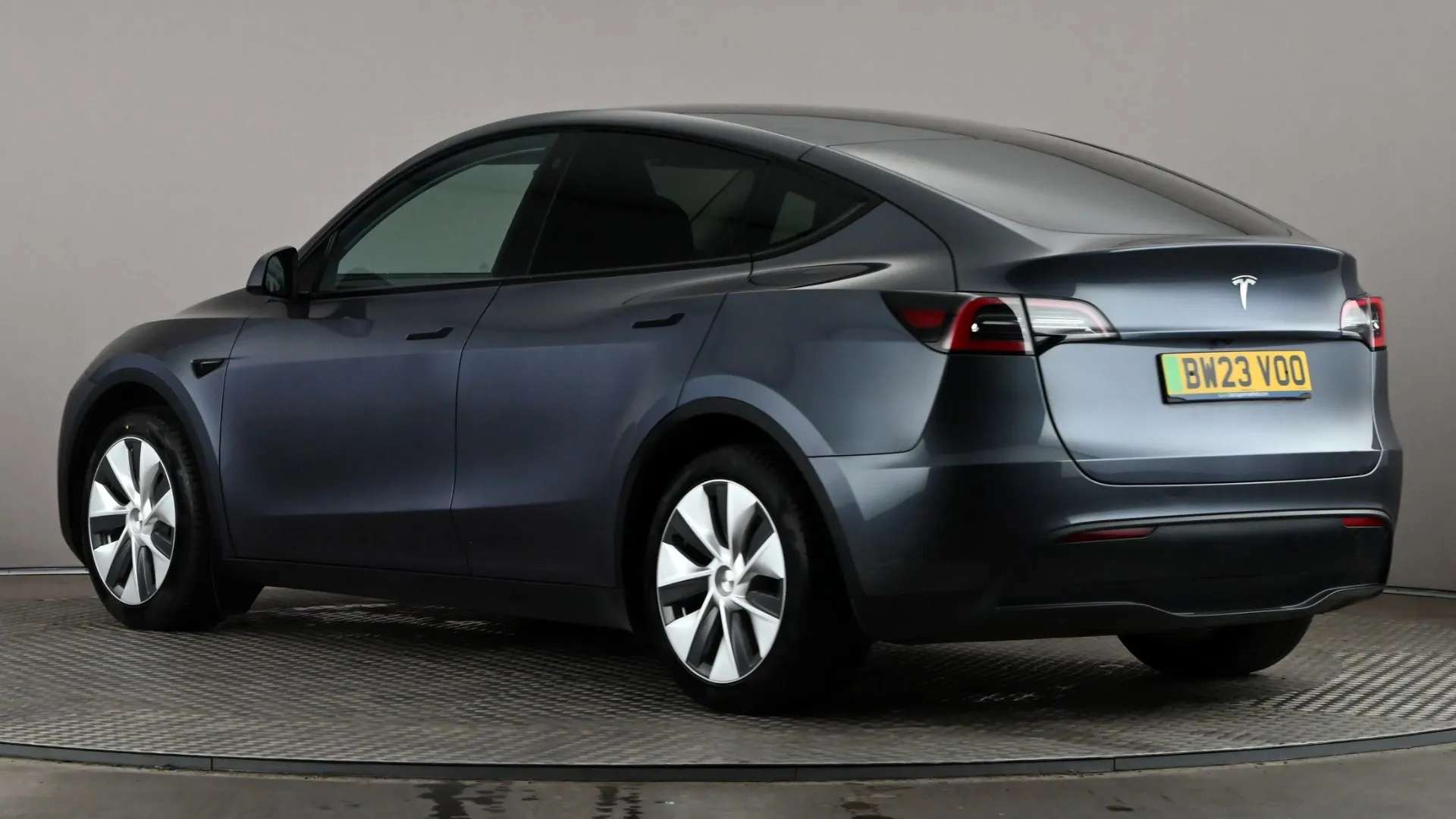 A 2023 TESLA MODEL Y RWD Auto A 2023 TESLA MODEL Y RWD Auto