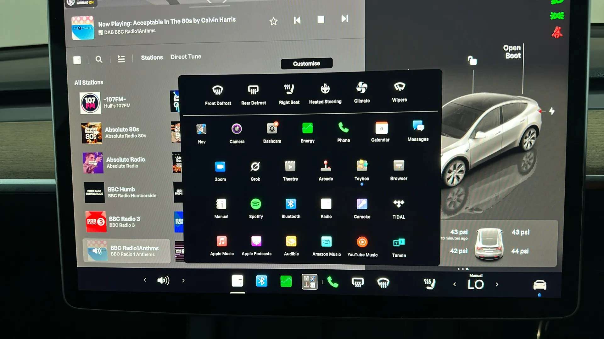 2022 TESLA MODEL Y 2022 TESLA MODEL Y