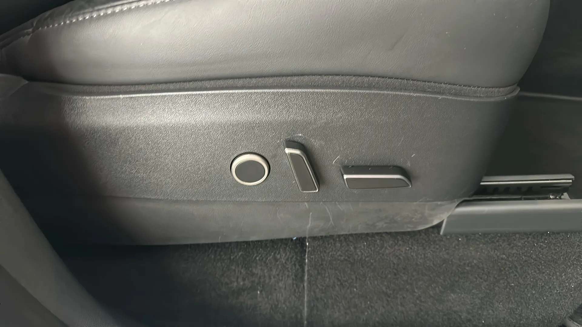 2022 TESLA MODEL Y 2022 TESLA MODEL Y