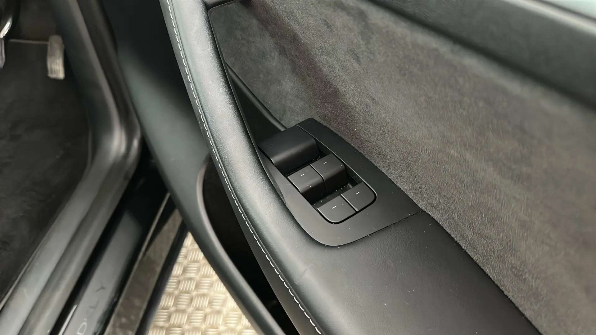 2022 TESLA MODEL Y 2022 TESLA MODEL Y