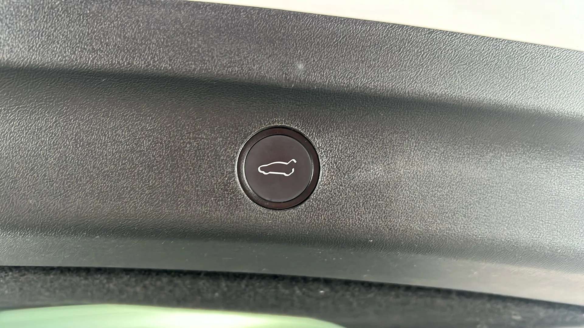 2023 TESLA MODEL Y 2023 TESLA MODEL Y