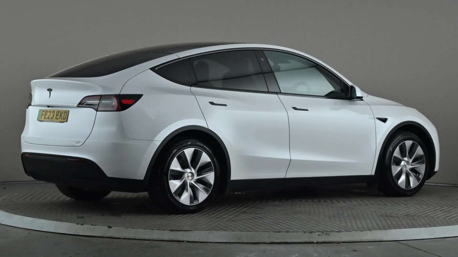 2023 TESLA MODEL Y 2023 TESLA MODEL Y