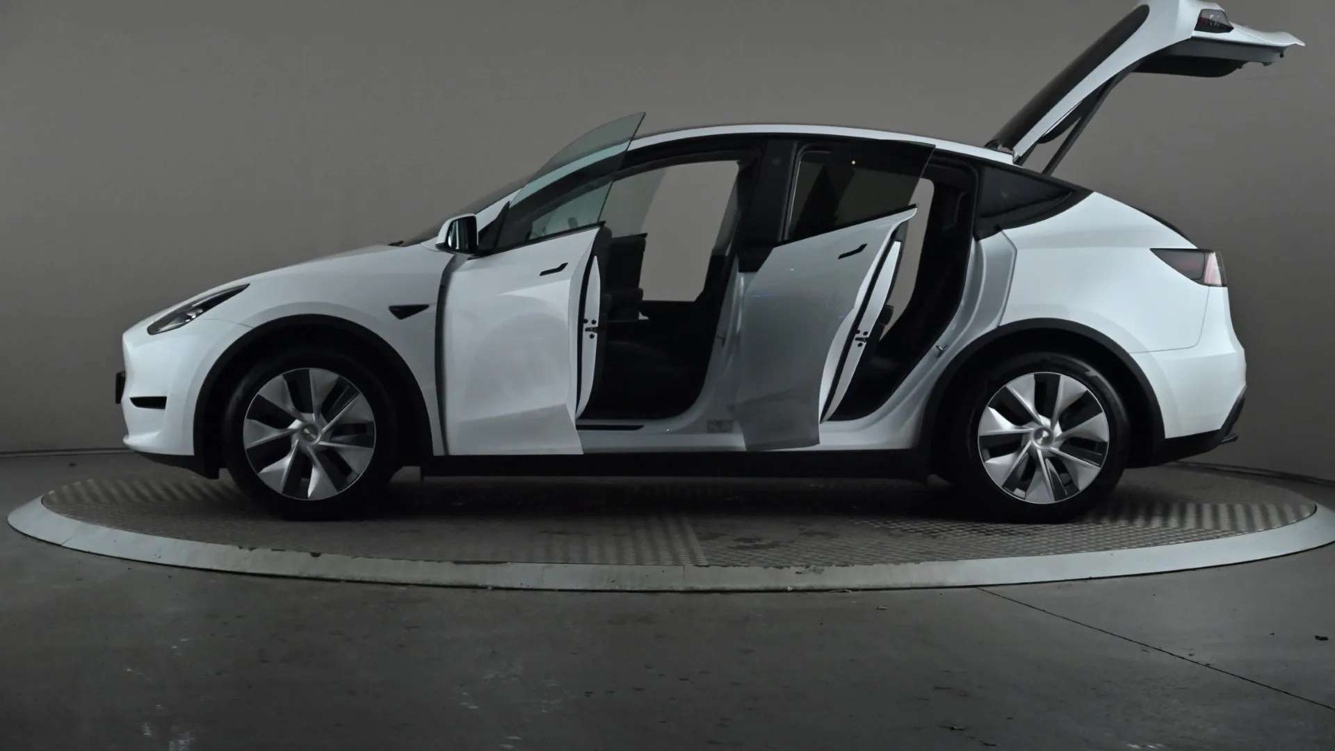 2023 TESLA MODEL Y 2023 TESLA MODEL Y