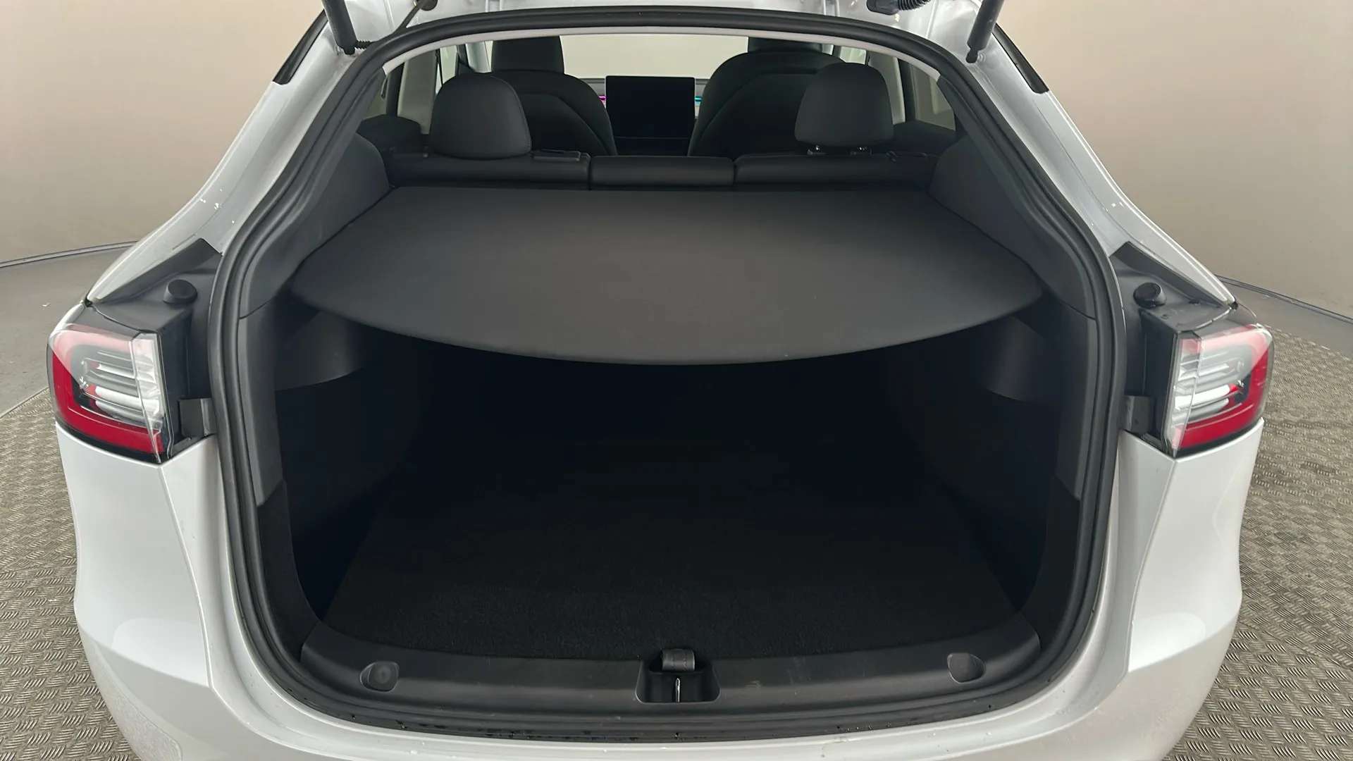 2023 TESLA MODEL Y 2023 TESLA MODEL Y