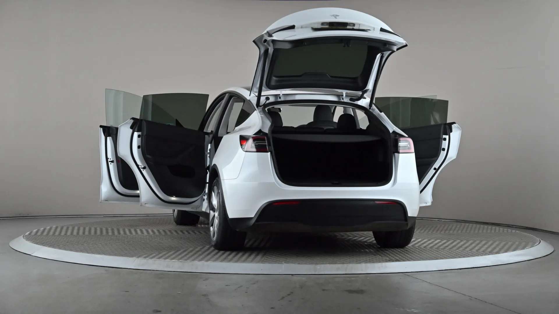 2023 TESLA MODEL Y 2023 TESLA MODEL Y