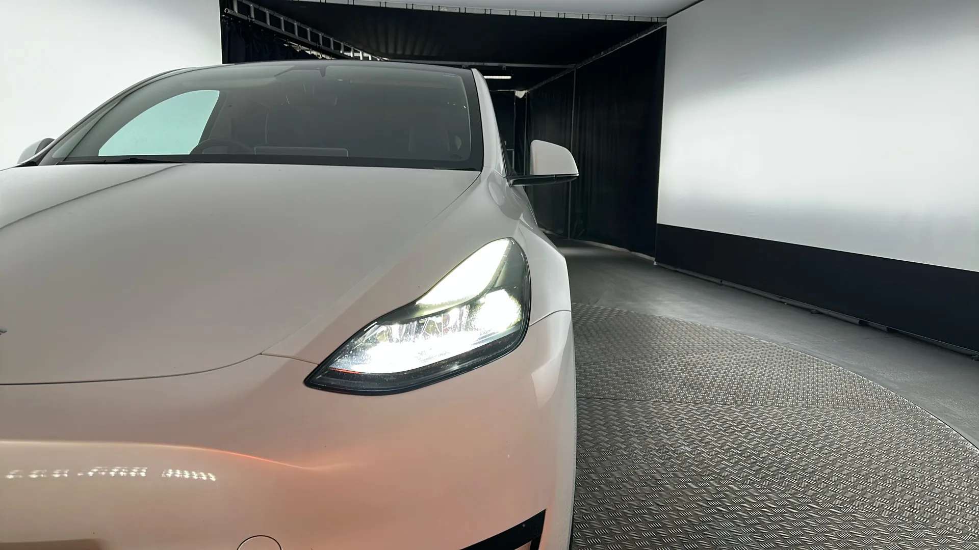 2023 TESLA MODEL Y 2023 TESLA MODEL Y