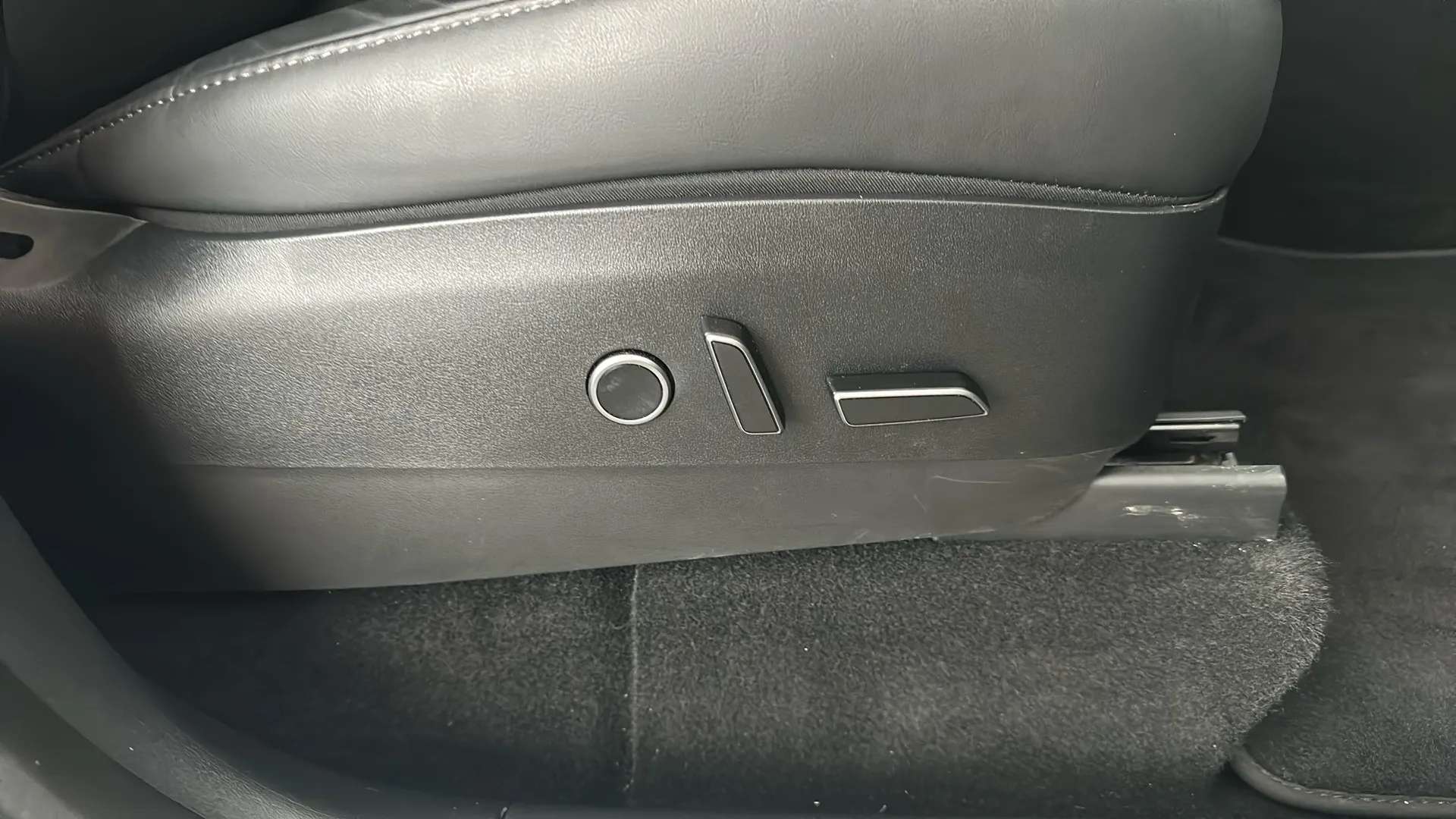 2023 TESLA MODEL Y 2023 TESLA MODEL Y