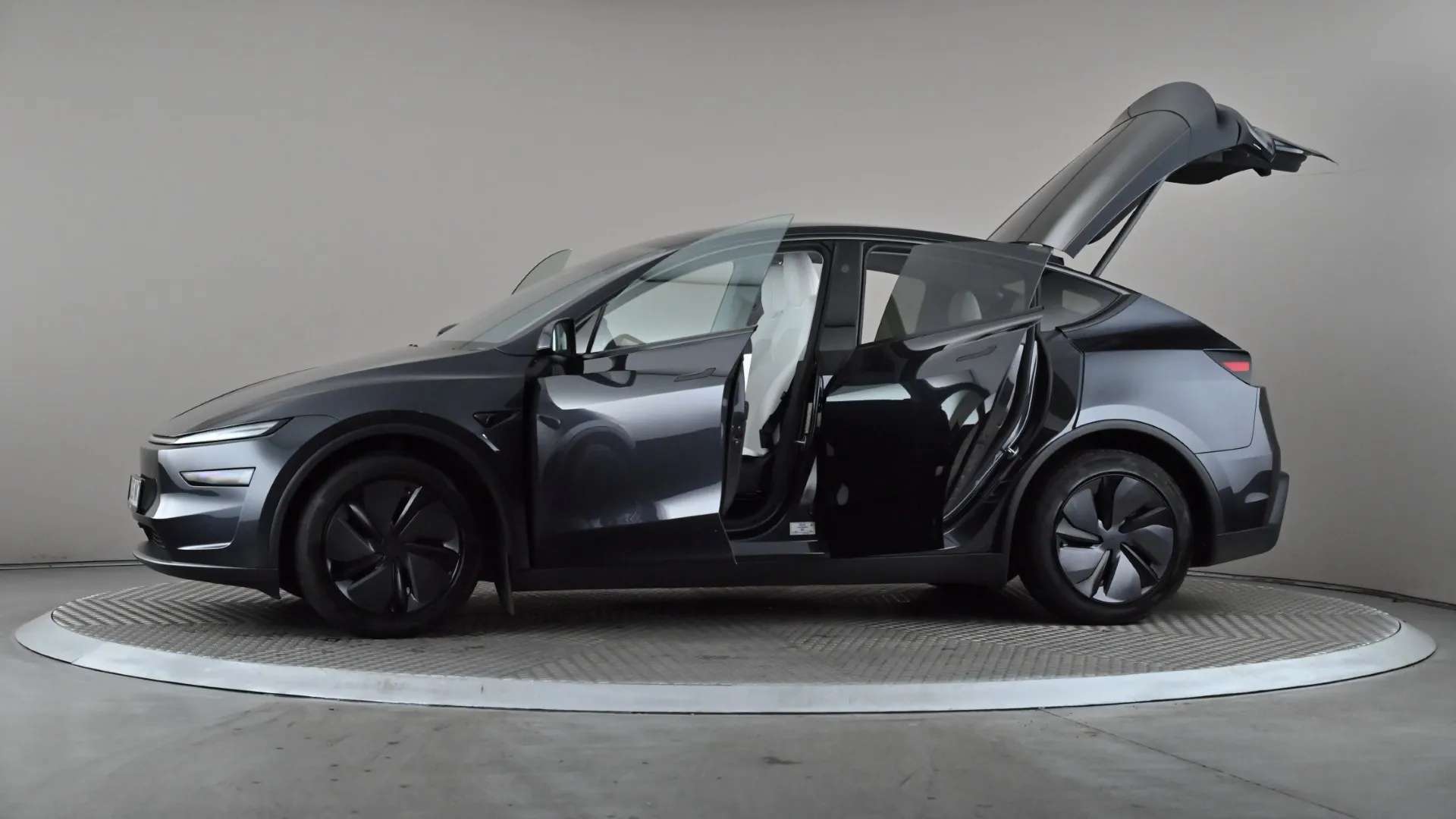 2025 TESLA MODEL Y 2025 TESLA MODEL Y