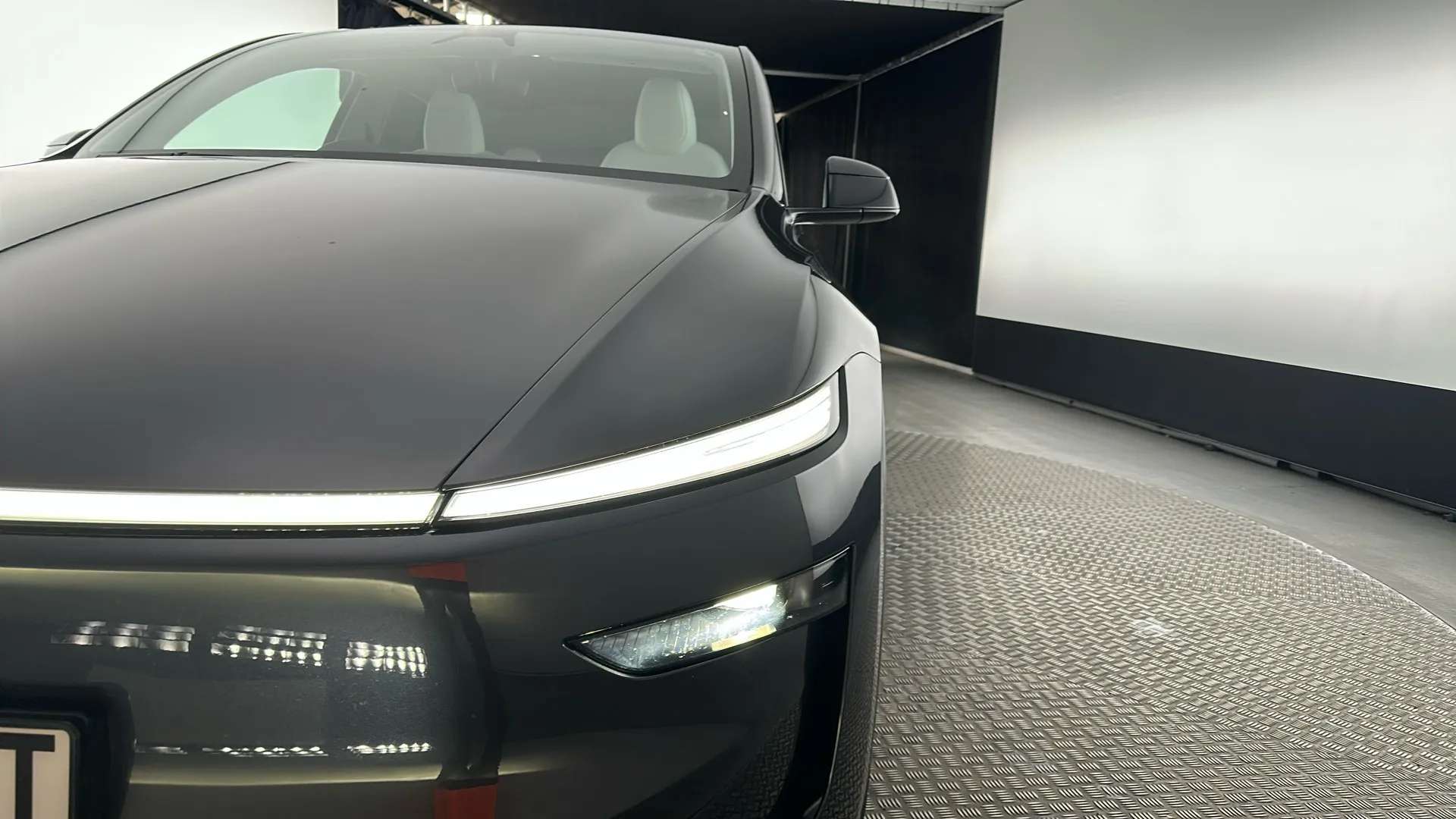 2025 TESLA MODEL Y 2025 TESLA MODEL Y