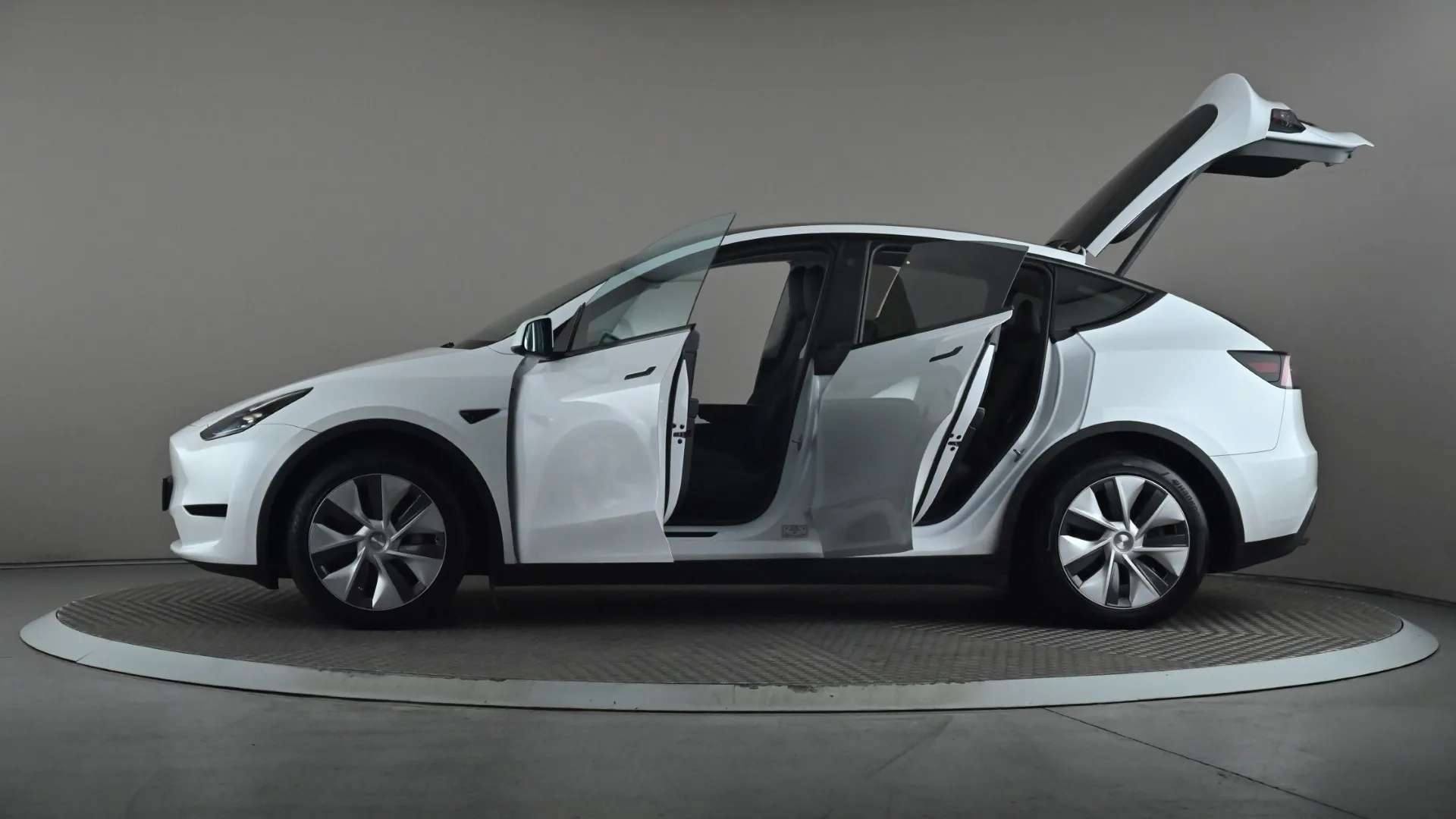 2023 TESLA MODEL Y 2023 TESLA MODEL Y