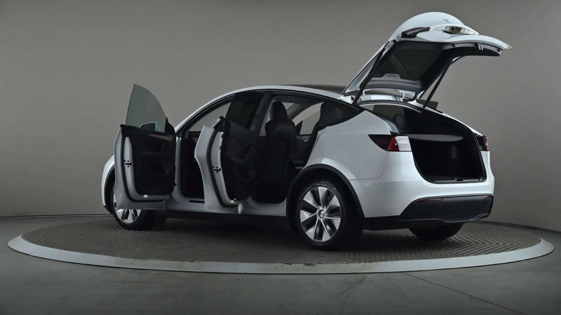 2023 TESLA MODEL Y 2023 TESLA MODEL Y