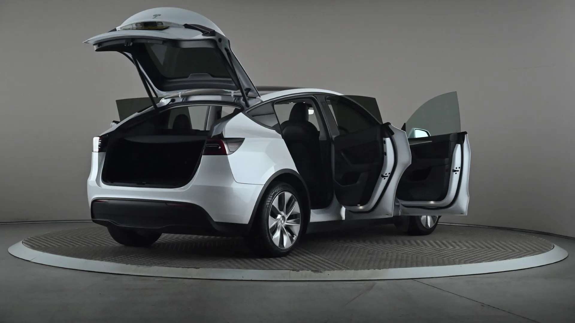 2023 TESLA MODEL Y 2023 TESLA MODEL Y