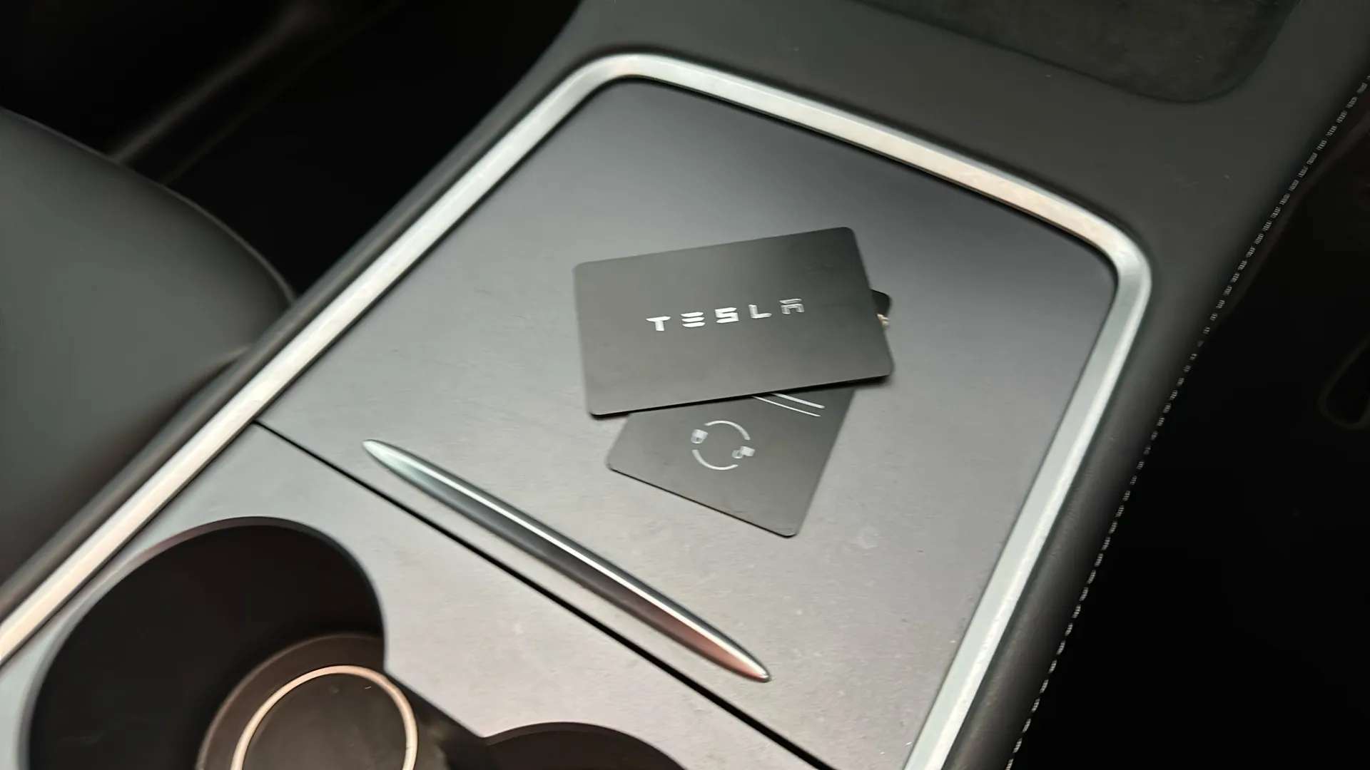 2023 TESLA MODEL Y 2023 TESLA MODEL Y