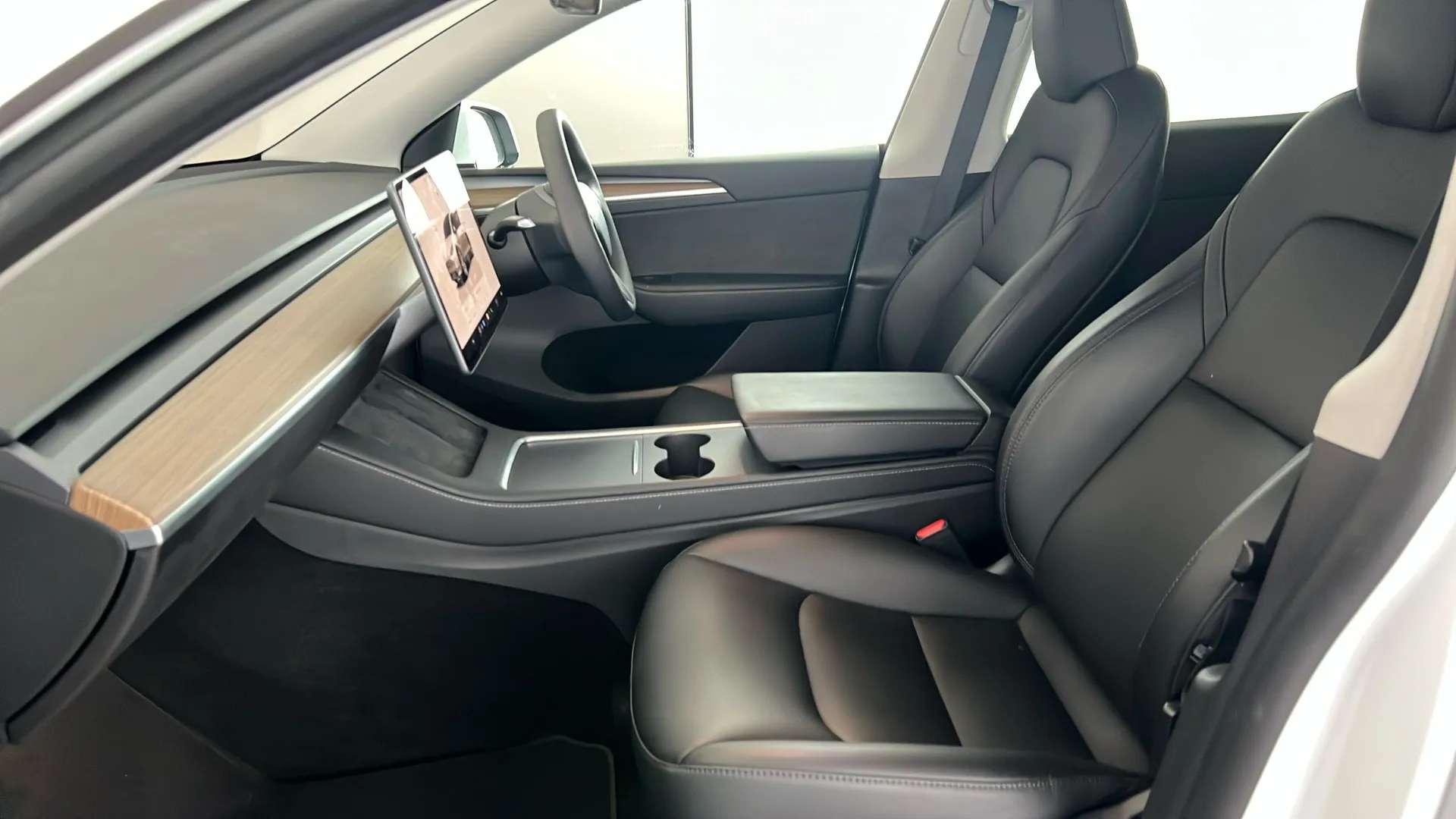 2024 TESLA MODEL Y 2024 TESLA MODEL Y