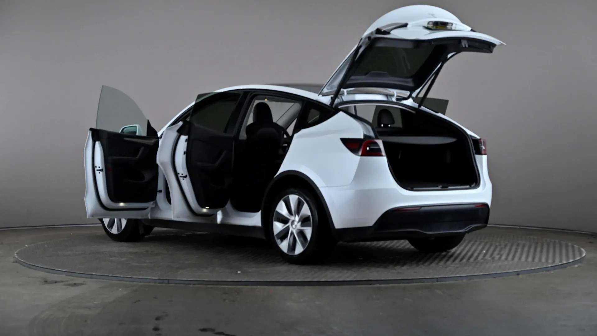 2023 TESLA MODEL Y 2023 TESLA MODEL Y