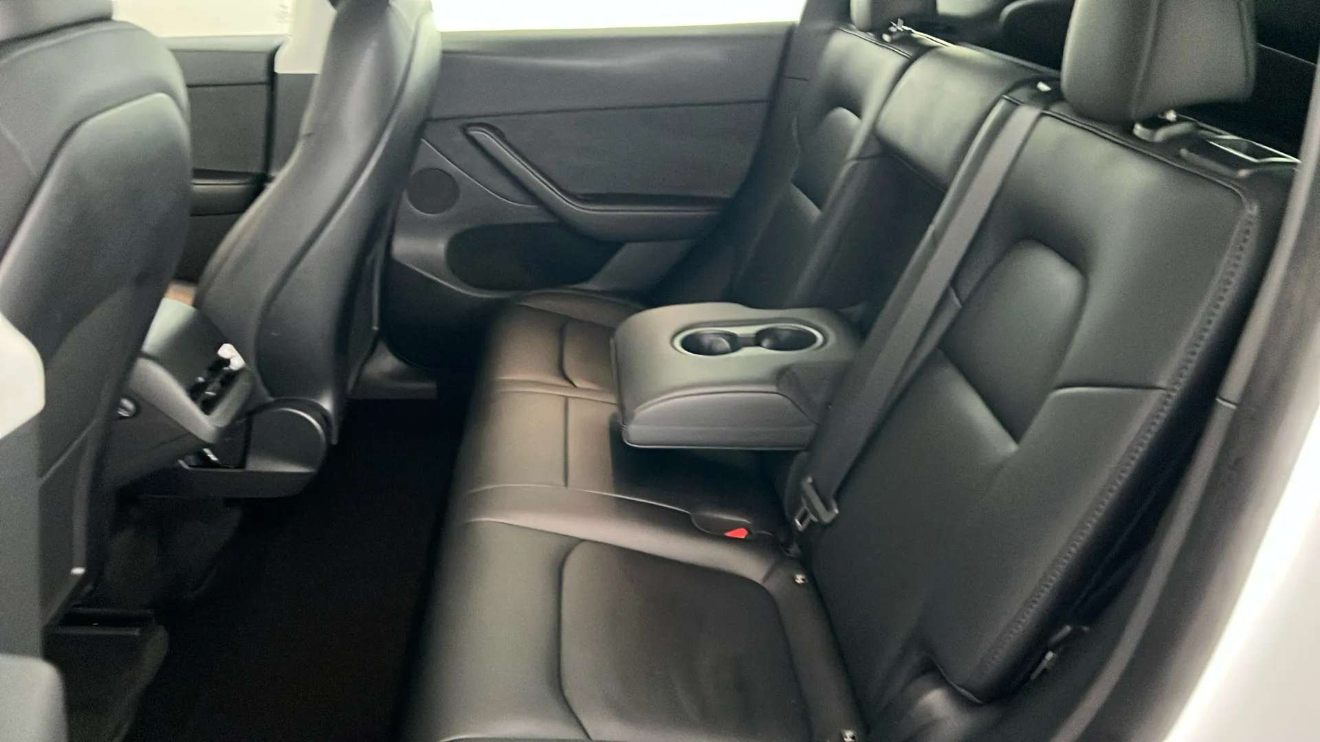 2023 TESLA MODEL Y 2023 TESLA MODEL Y