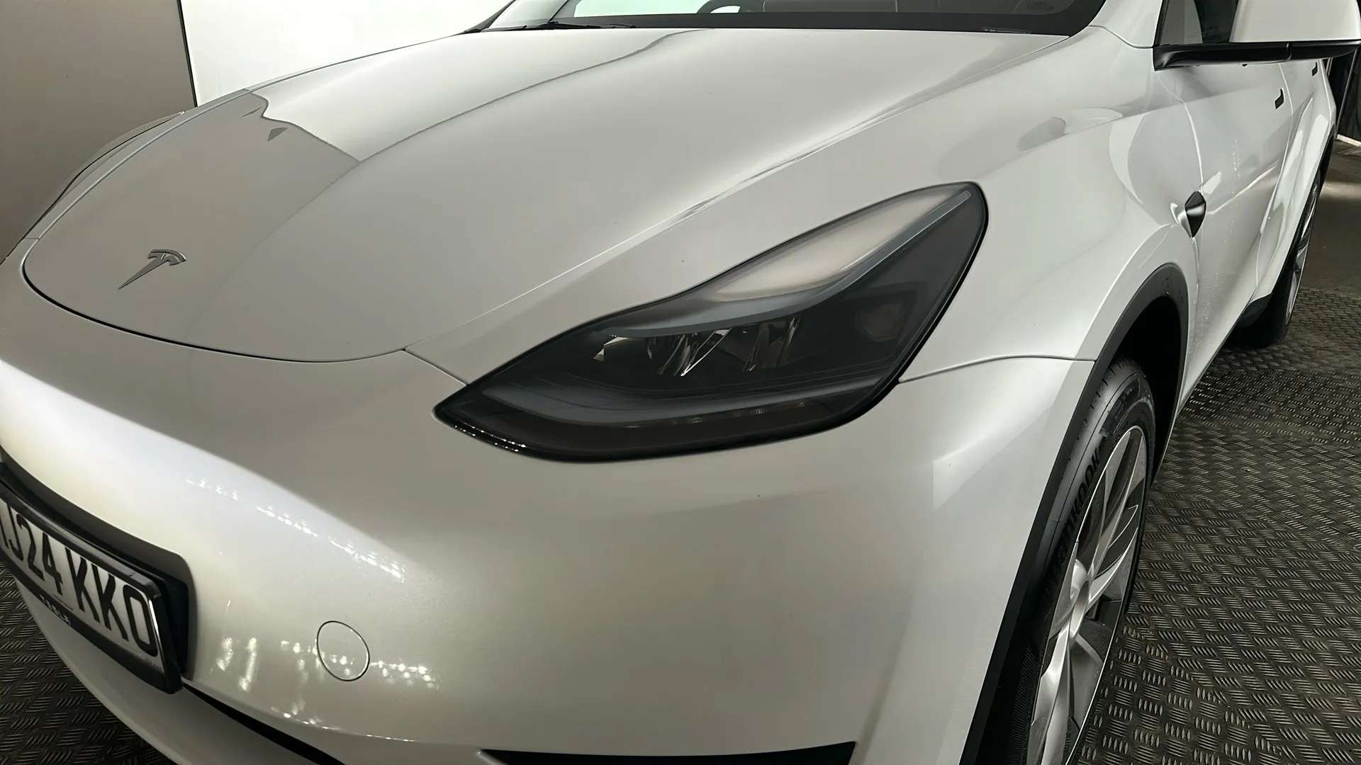 2024 TESLA MODEL Y 2024 TESLA MODEL Y