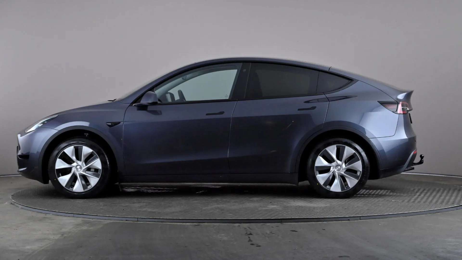 A 2023 TESLA MODEL Y RWD Auto A 2023 TESLA MODEL Y RWD Auto