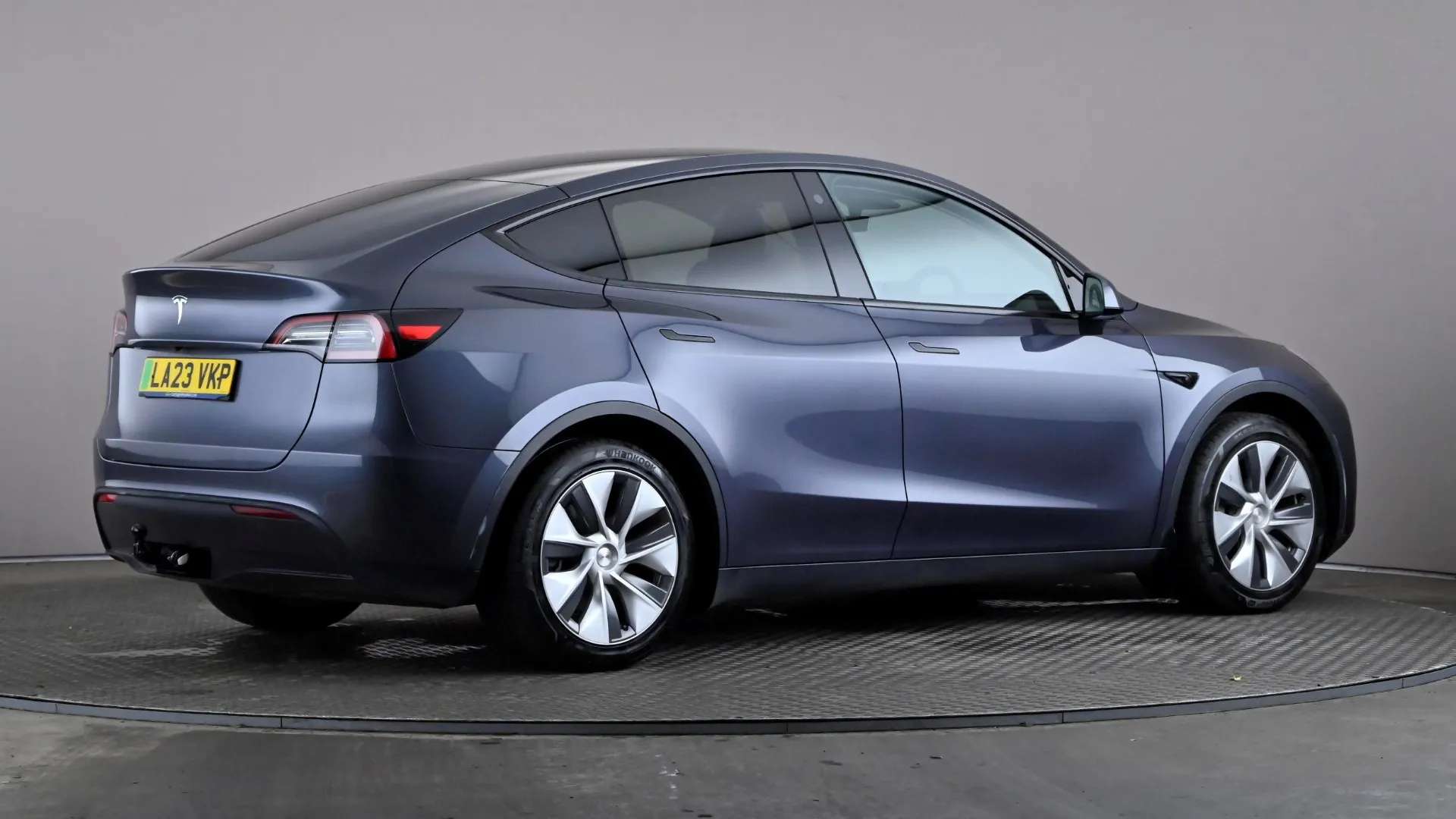 2023 TESLA MODEL Y 2023 TESLA MODEL Y