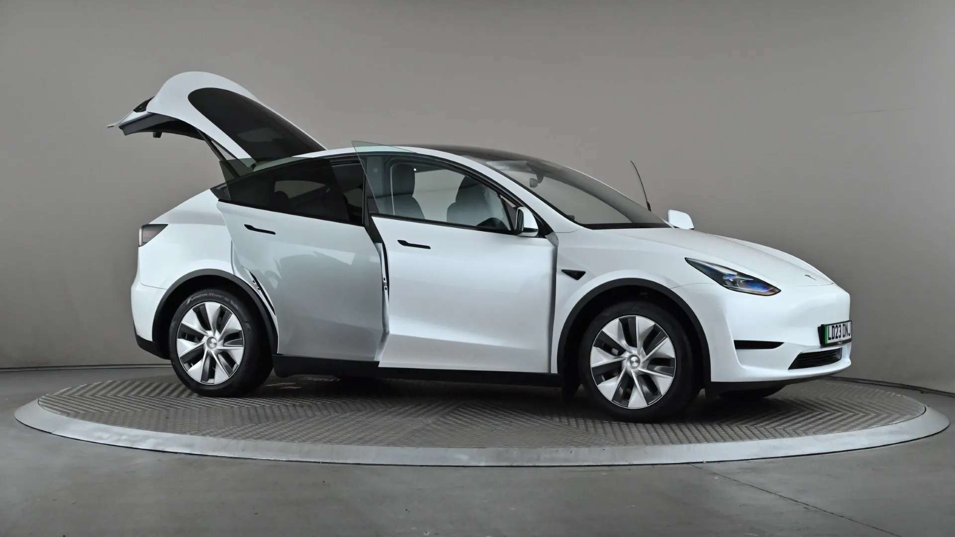 2023 TESLA MODEL Y 2023 TESLA MODEL Y