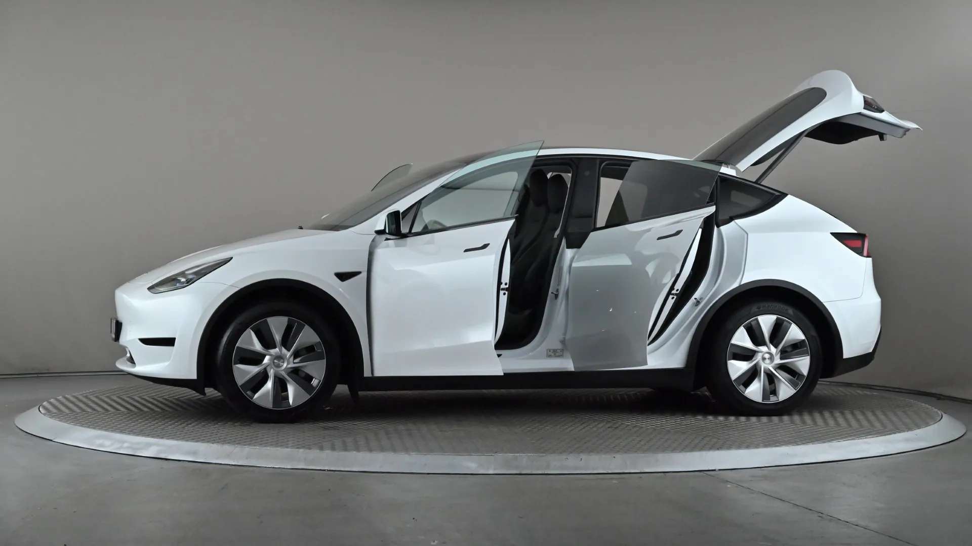 2023 TESLA MODEL Y 2023 TESLA MODEL Y