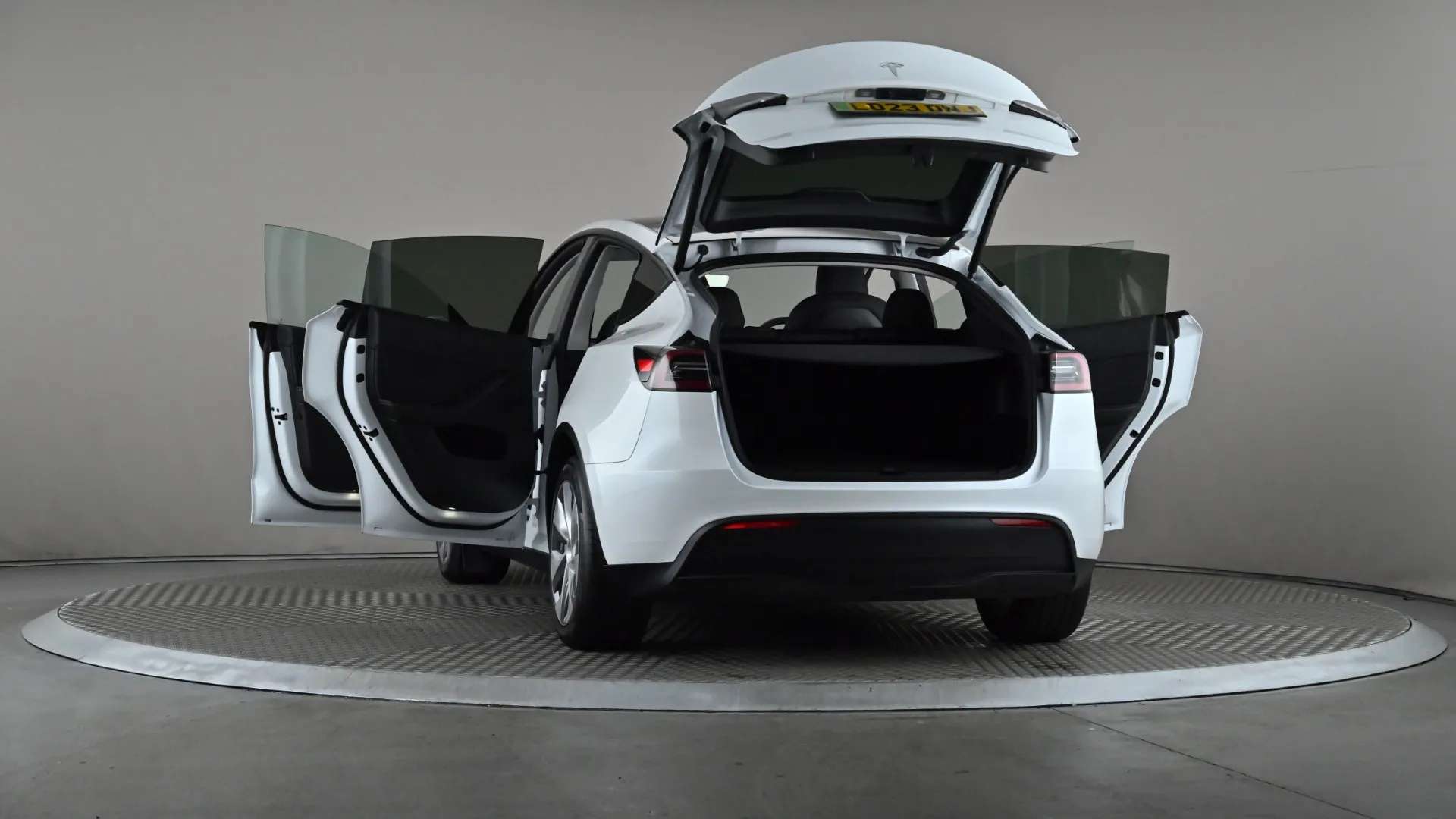 2023 TESLA MODEL Y 2023 TESLA MODEL Y