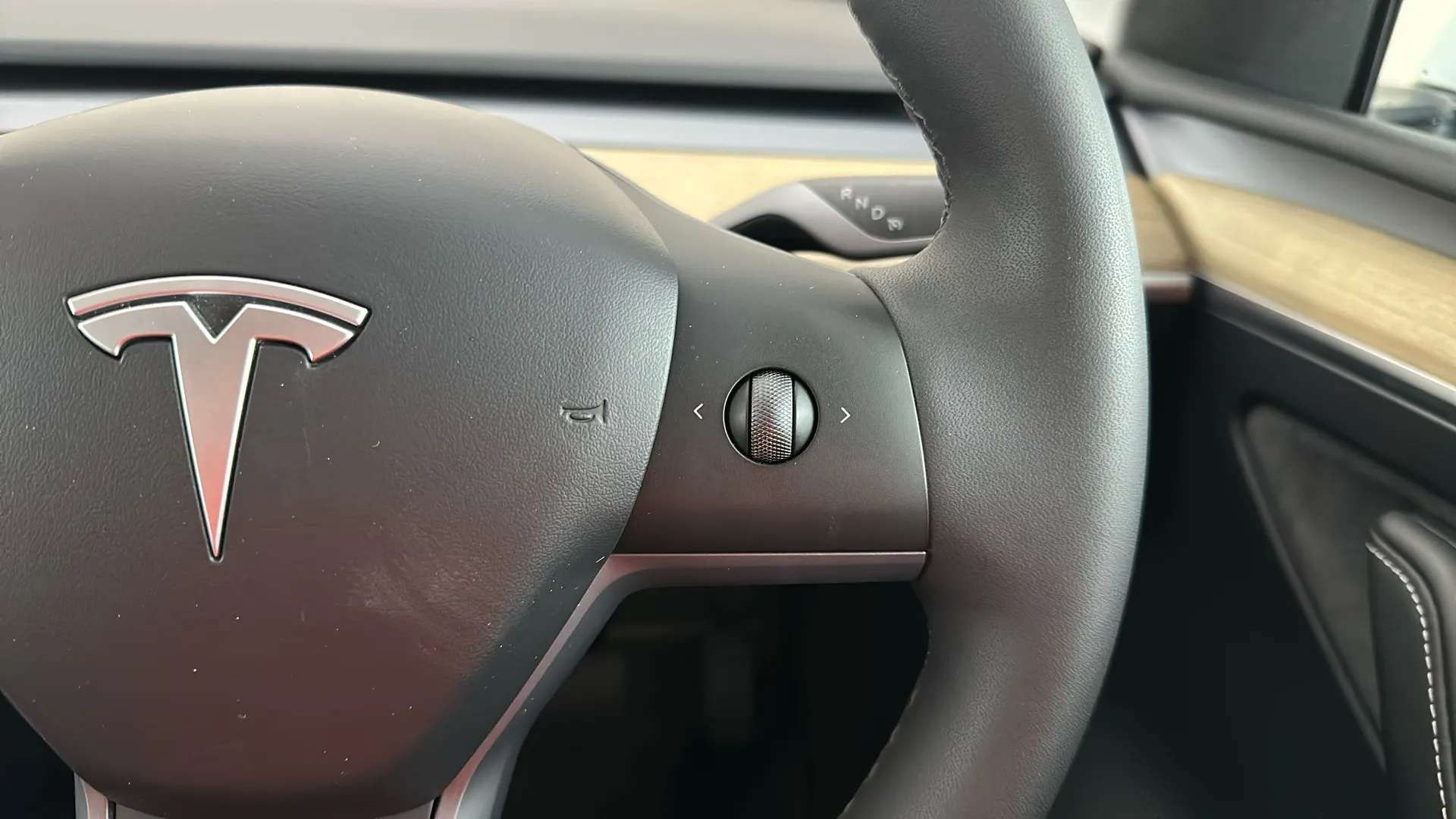 2023 TESLA MODEL Y 2023 TESLA MODEL Y