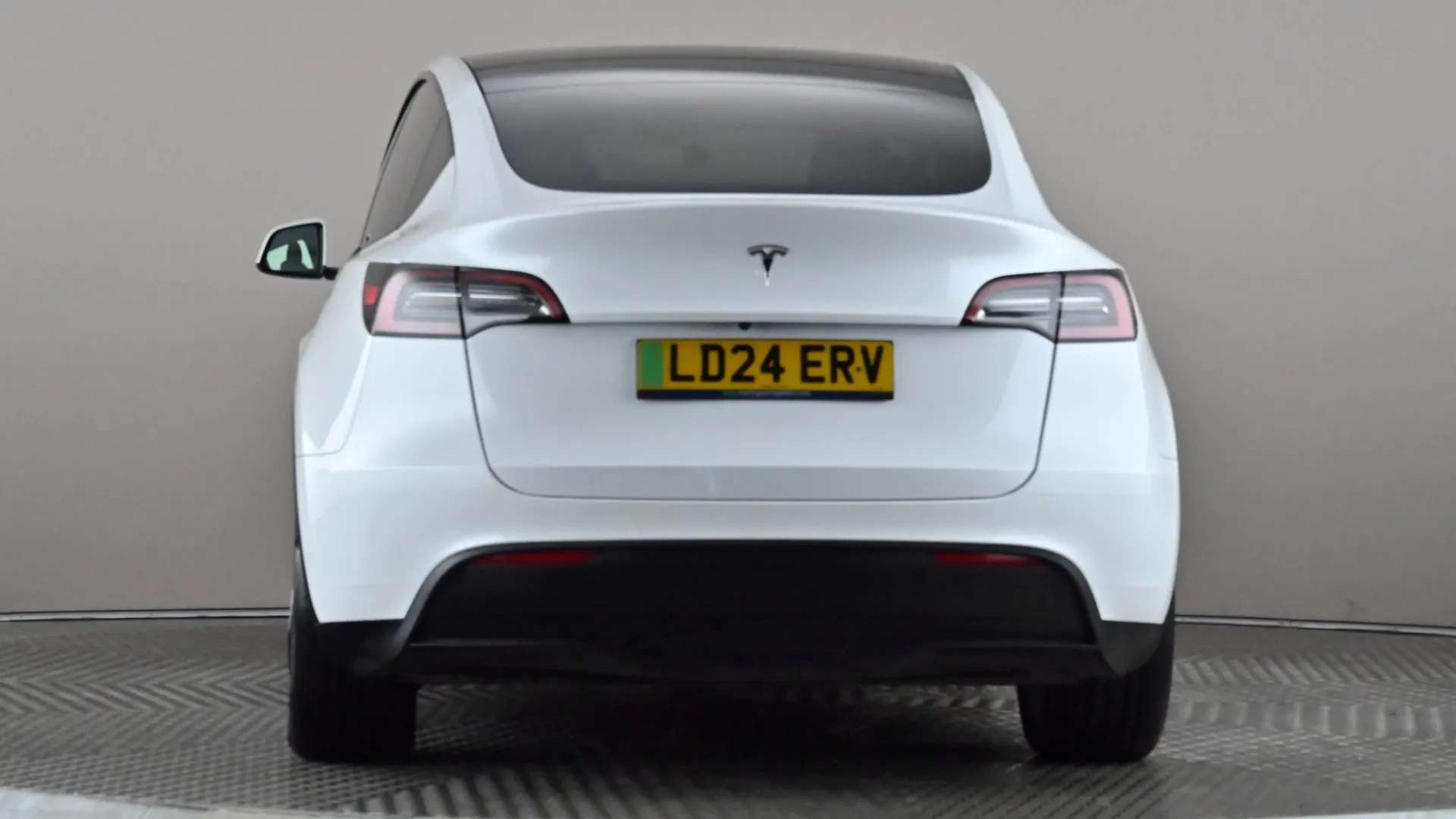 2024 TESLA MODEL Y 2024 TESLA MODEL Y