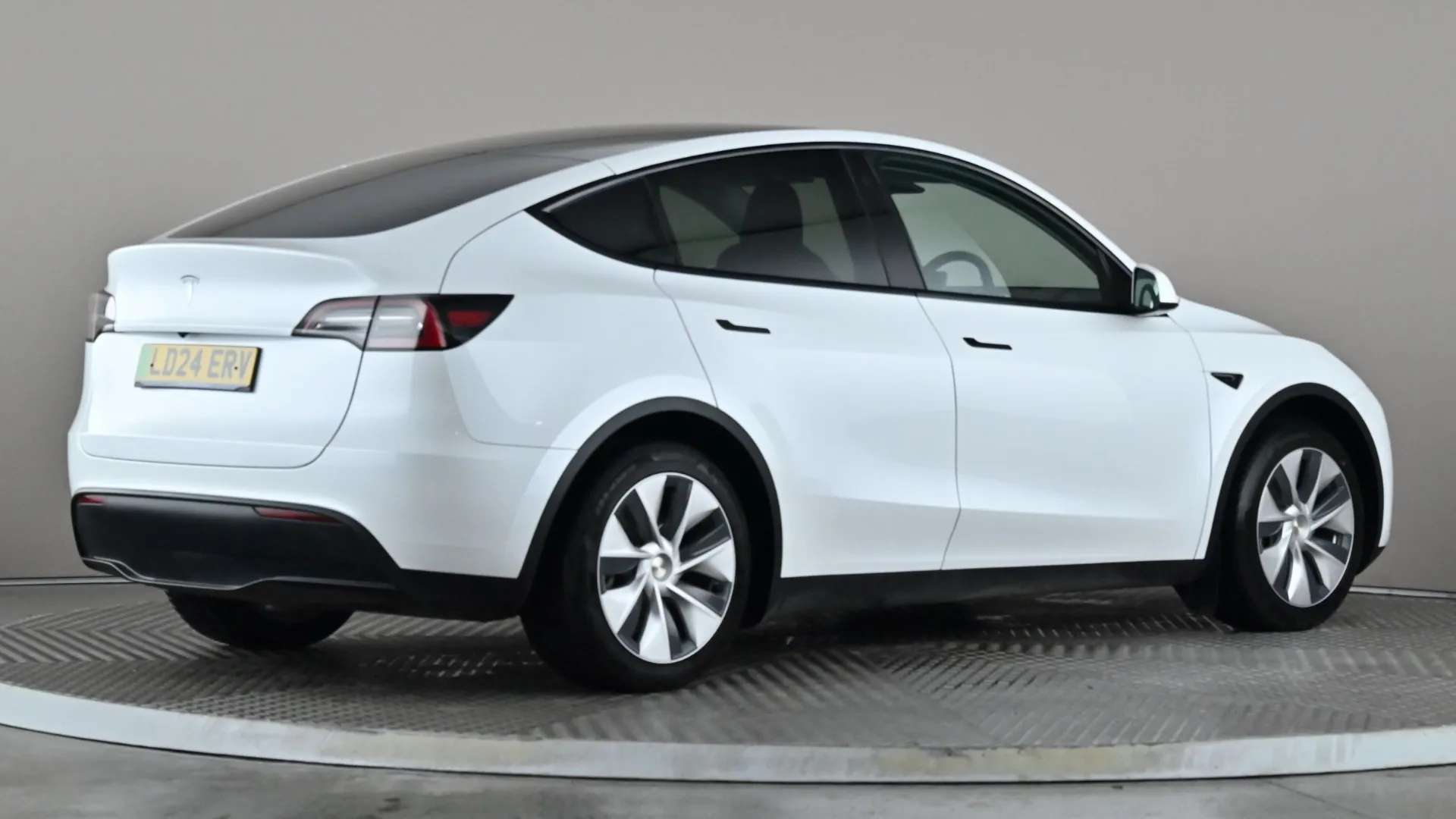 2024 TESLA MODEL Y 2024 TESLA MODEL Y
