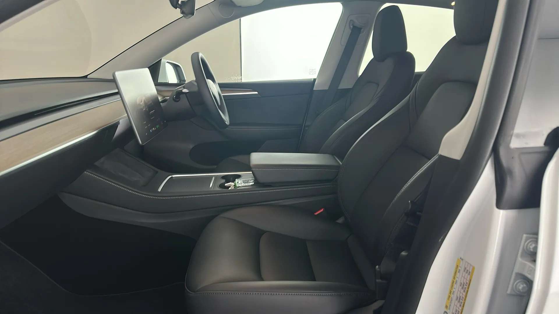 2024 TESLA MODEL Y 2024 TESLA MODEL Y