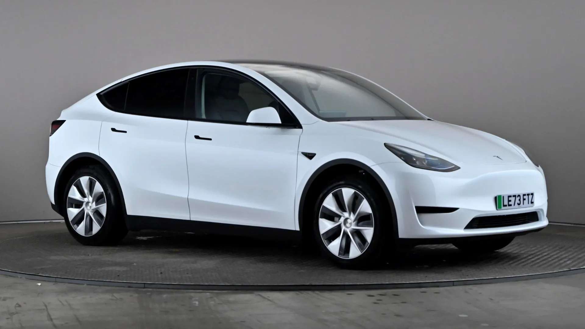 A 2023 TESLA MODEL Y RWD Auto A 2023 TESLA MODEL Y RWD Auto
