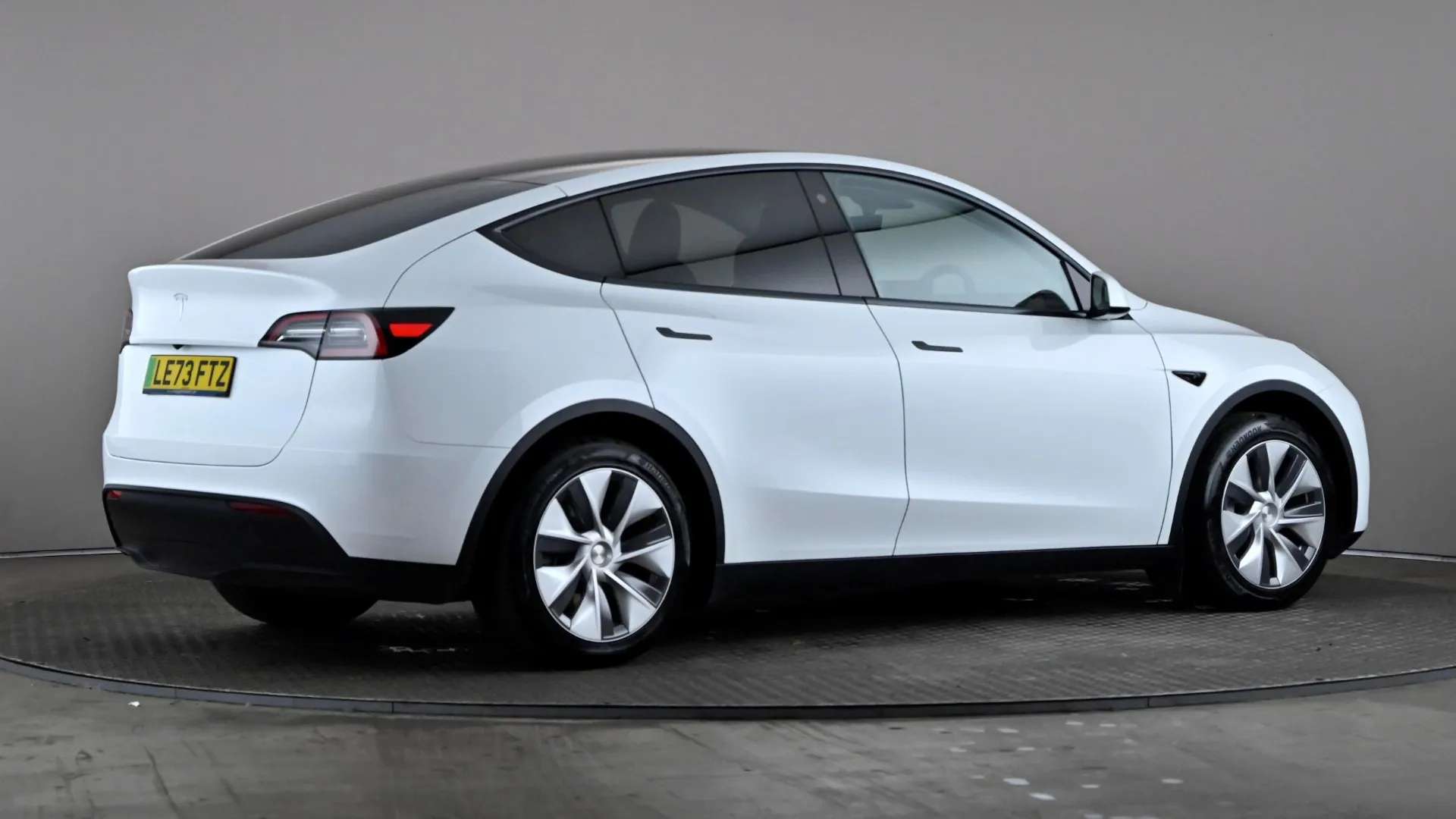 2023 TESLA MODEL Y 2023 TESLA MODEL Y