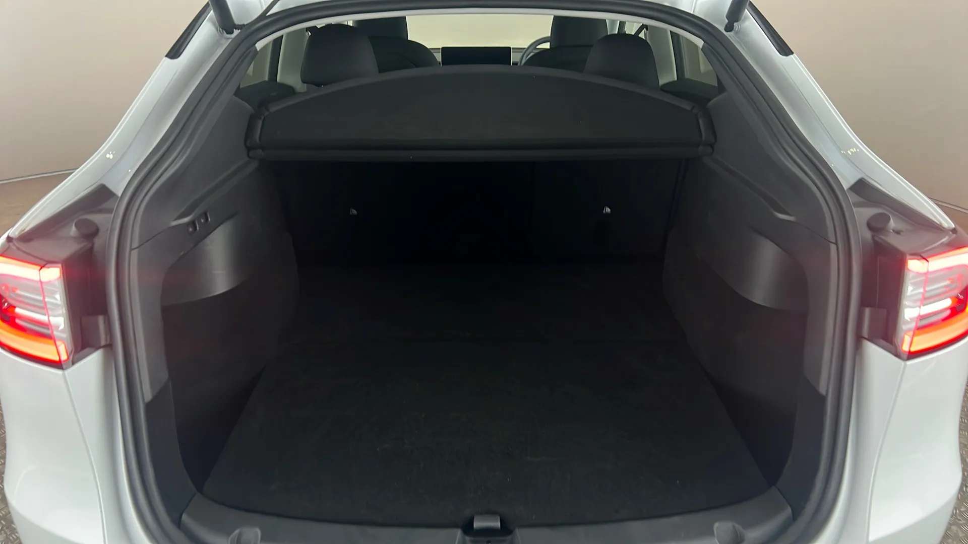 2023 TESLA MODEL Y 2023 TESLA MODEL Y