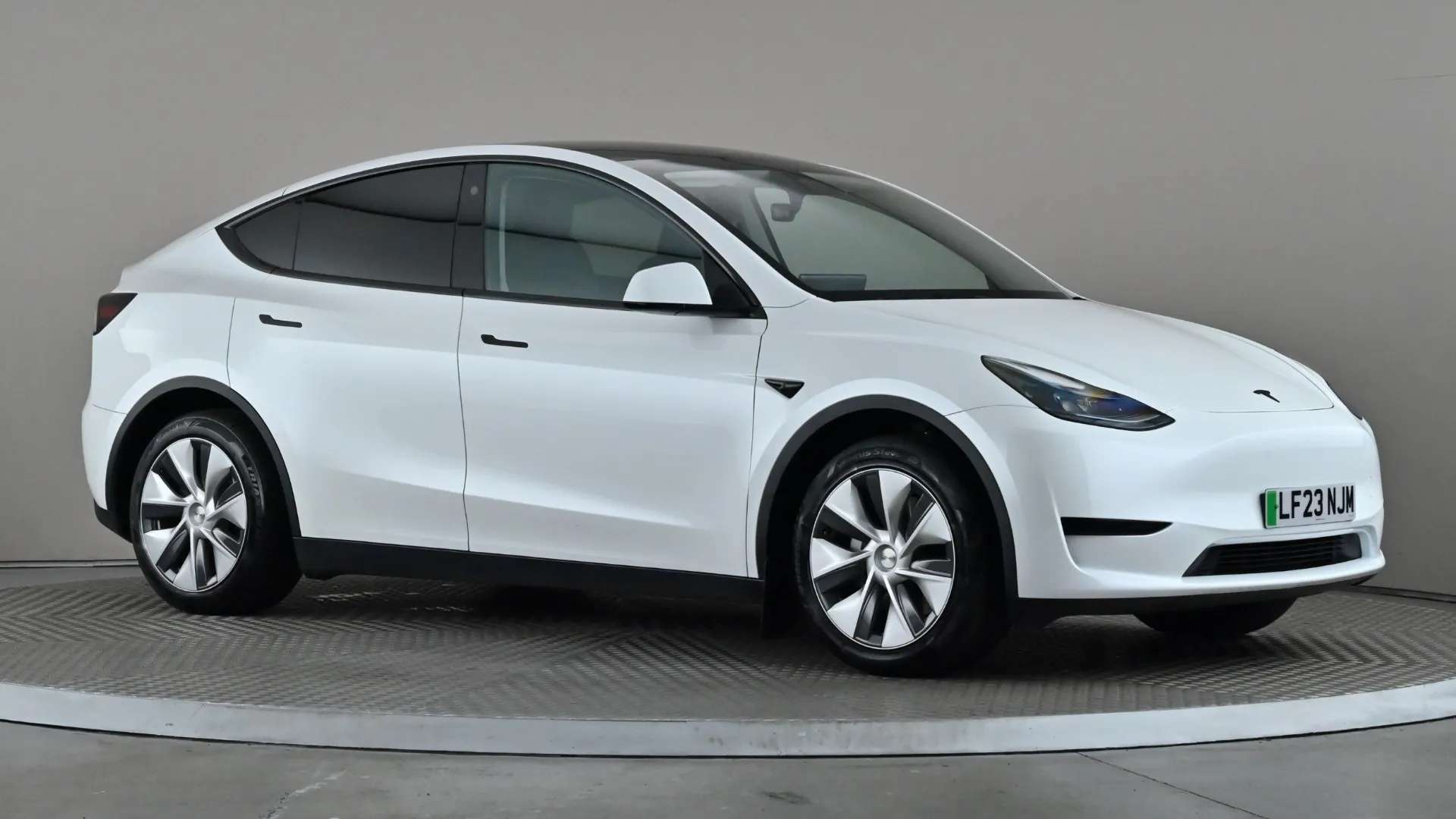 A 2023 TESLA MODEL Y RWD Auto A 2023 TESLA MODEL Y RWD Auto