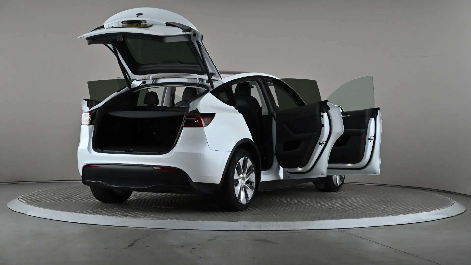 2023 TESLA MODEL Y 2023 TESLA MODEL Y