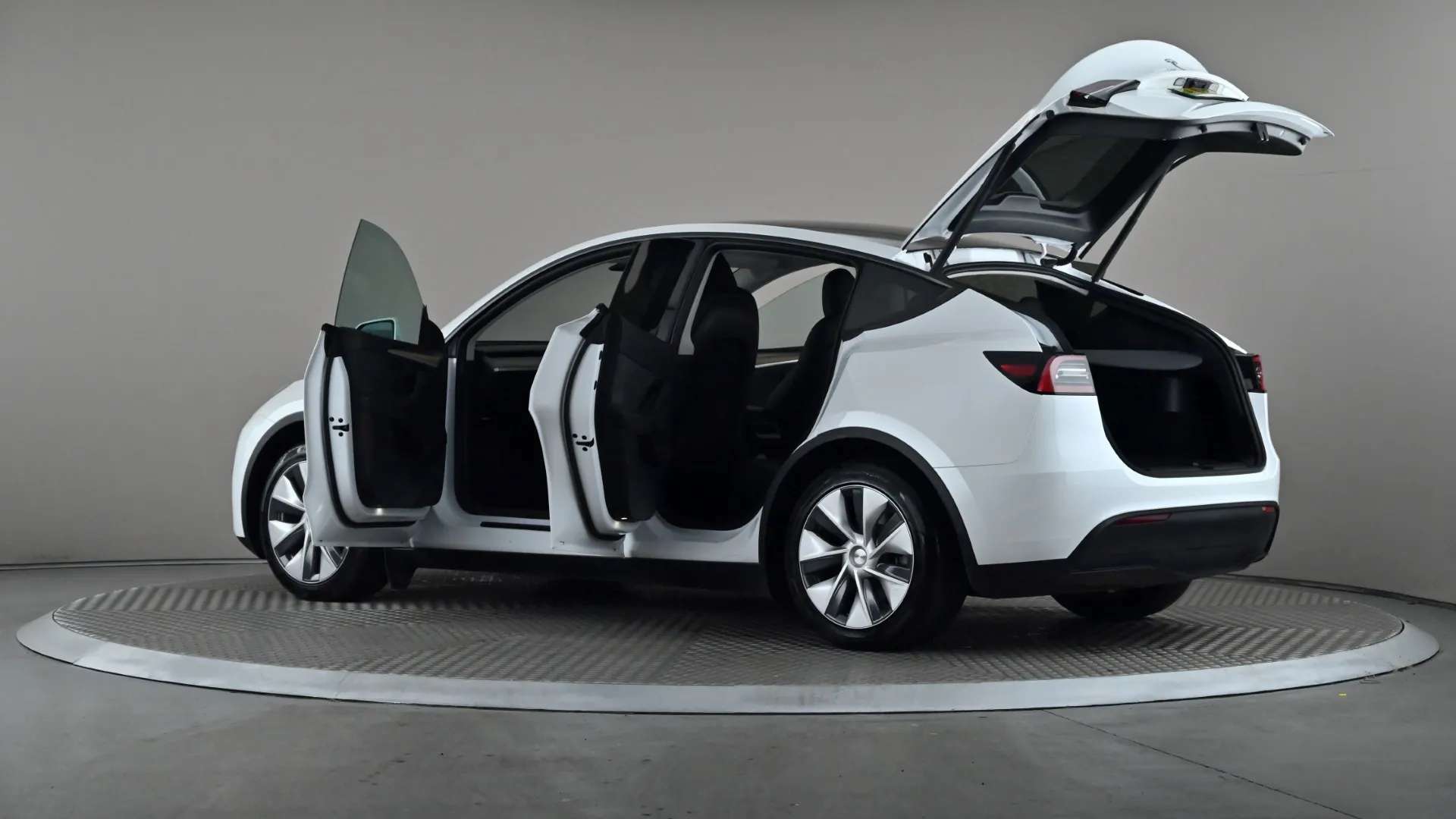 2023 TESLA MODEL Y 2023 TESLA MODEL Y