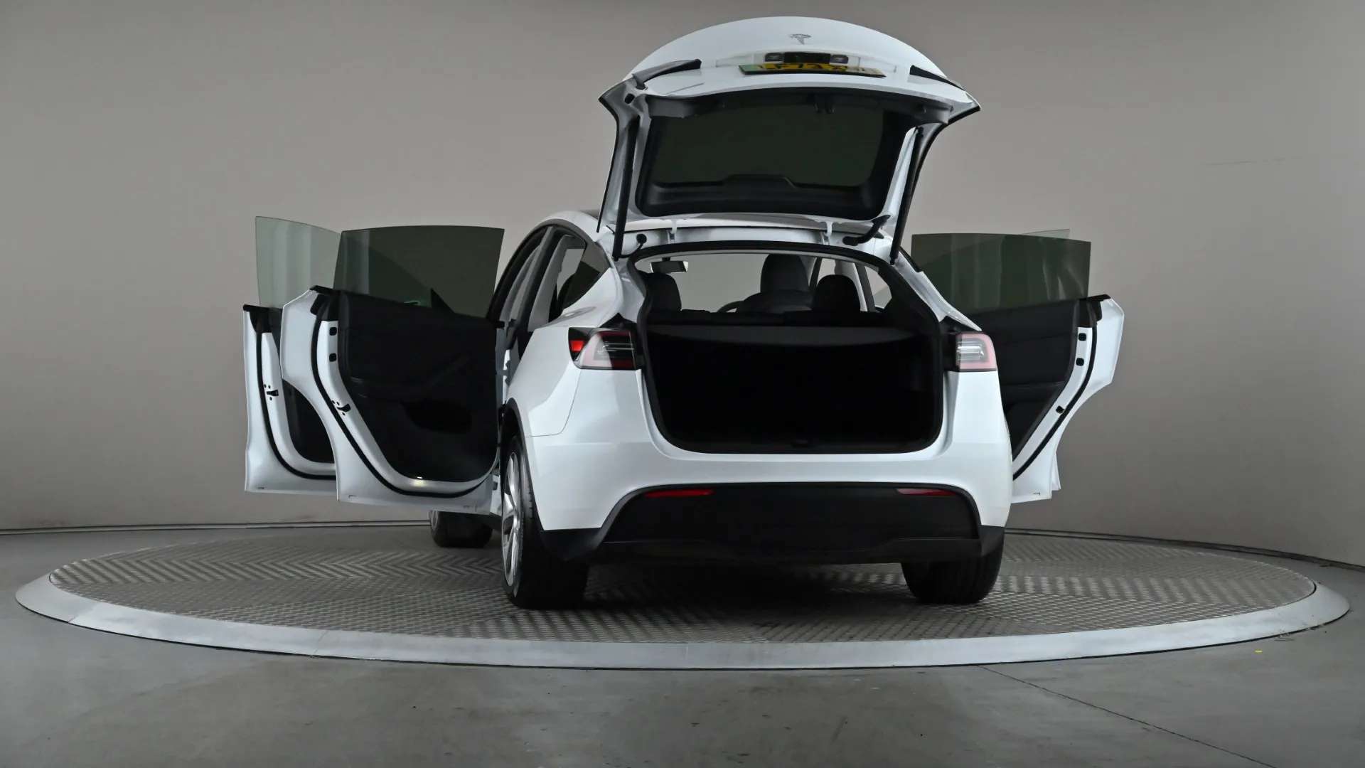 2023 TESLA MODEL Y 2023 TESLA MODEL Y