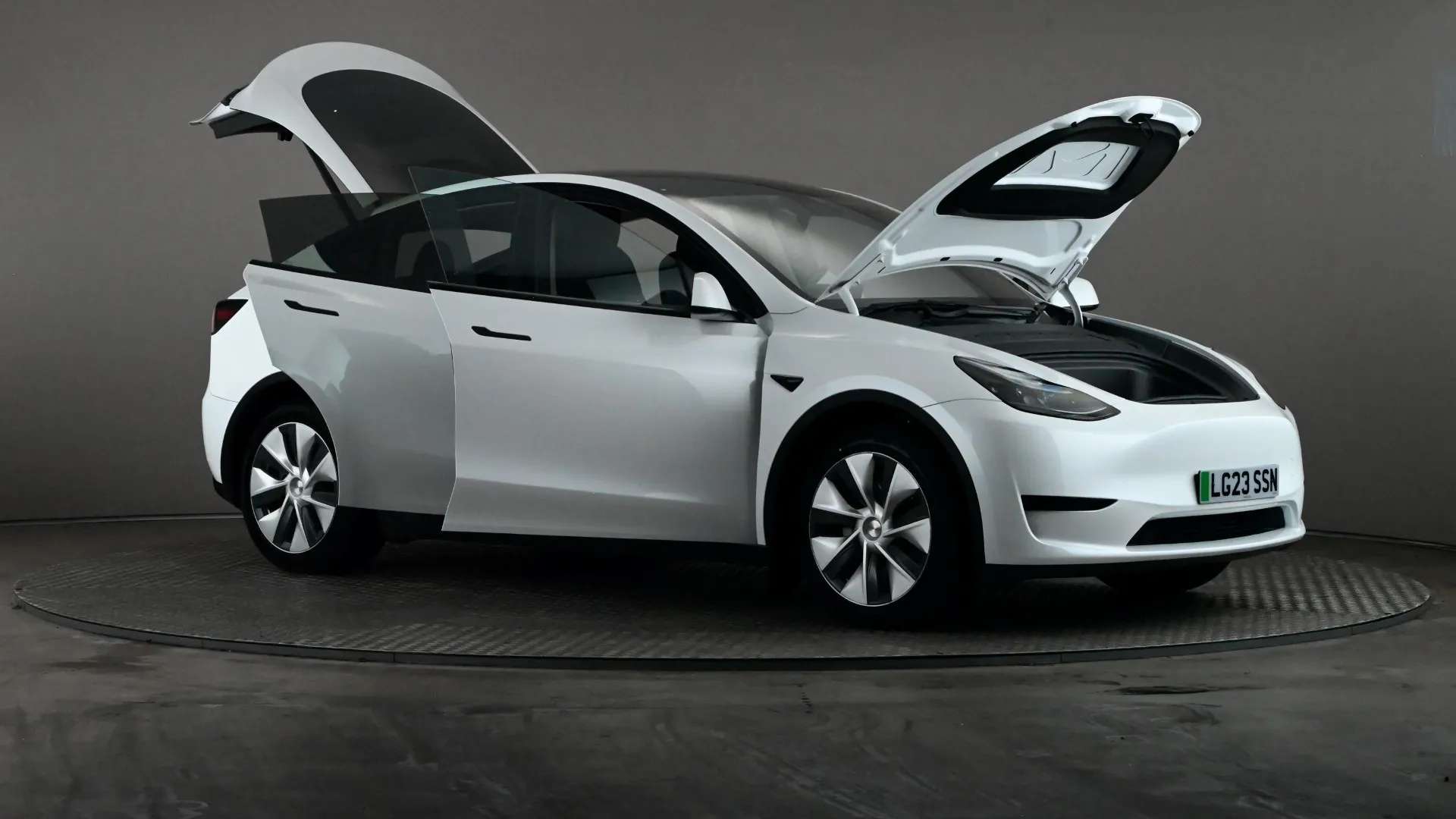2023 TESLA MODEL Y 2023 TESLA MODEL Y