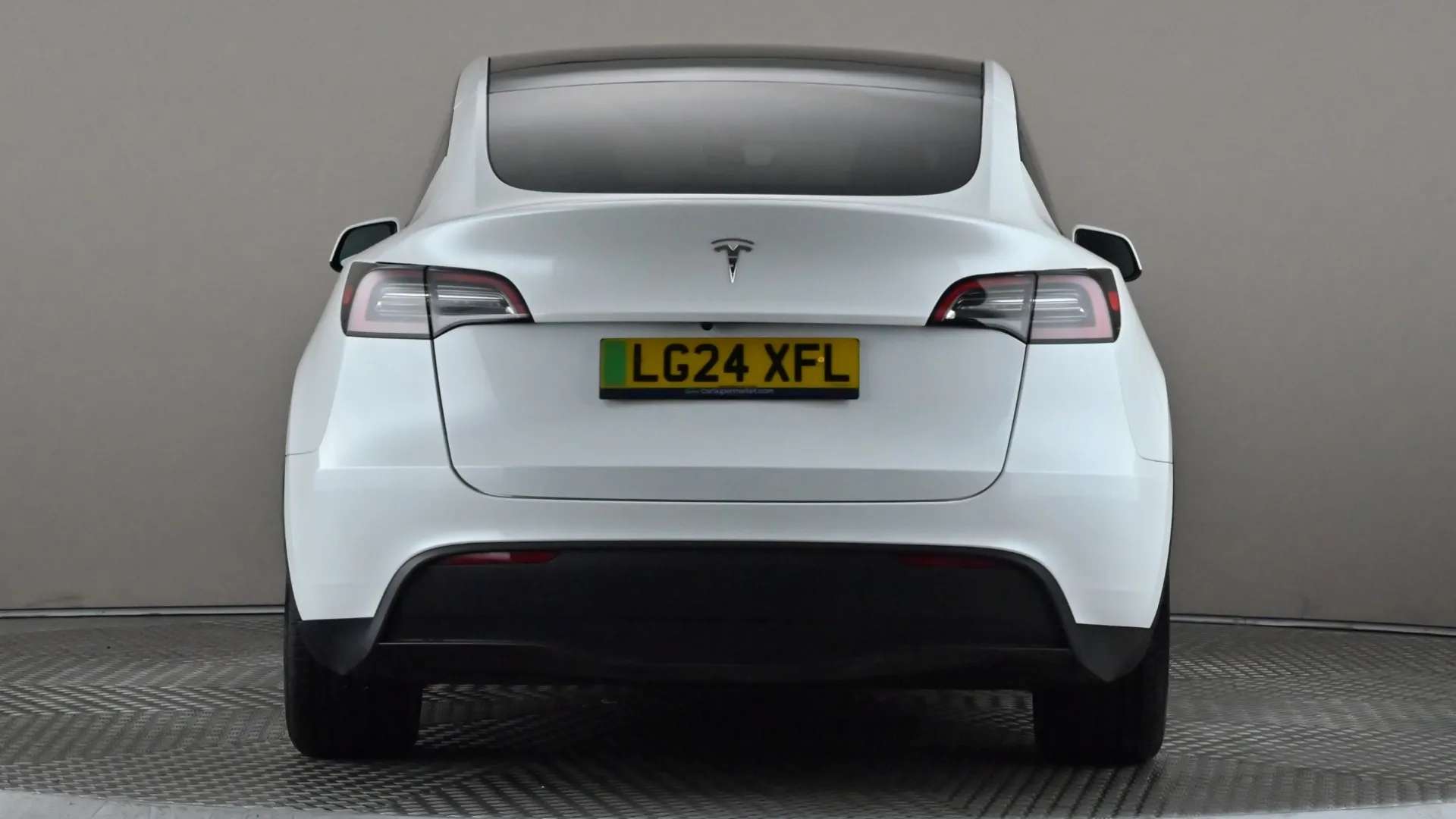 2024 TESLA MODEL Y 2024 TESLA MODEL Y