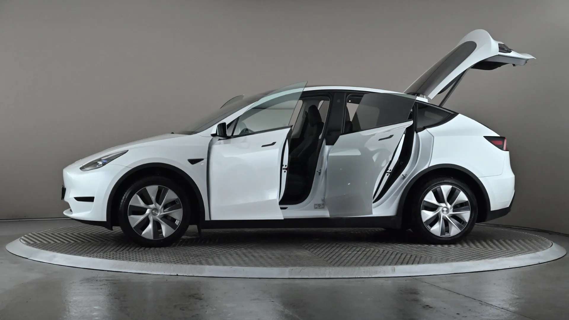 2024 TESLA MODEL Y 2024 TESLA MODEL Y