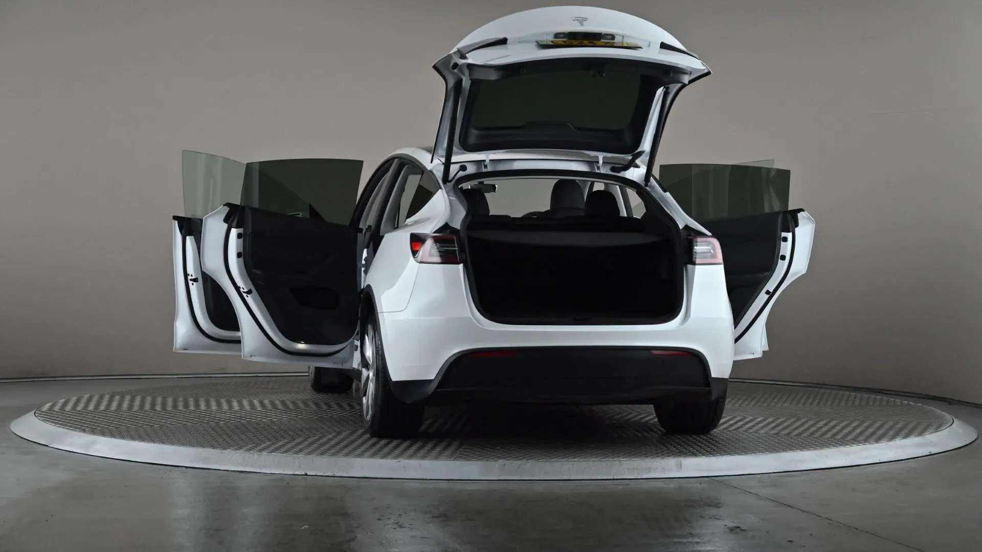 2024 TESLA MODEL Y 2024 TESLA MODEL Y