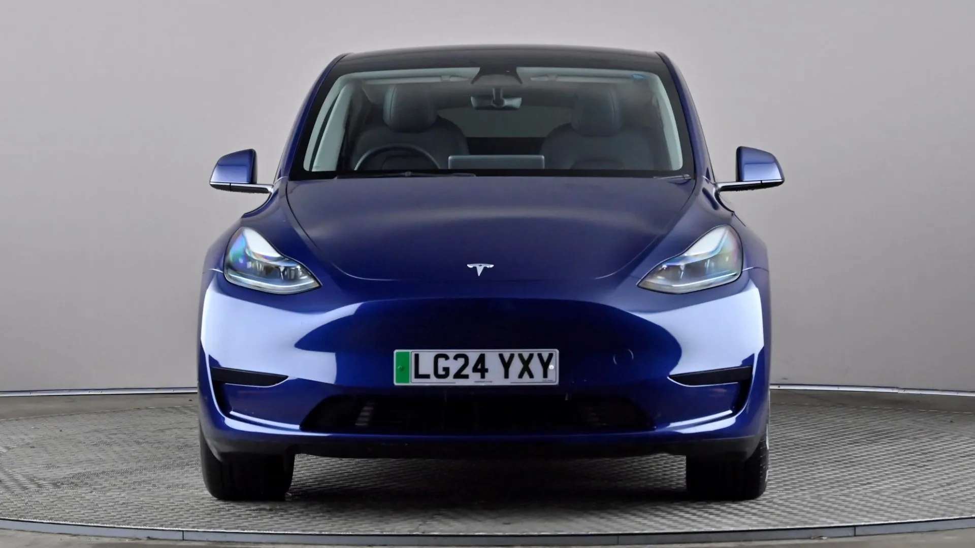 A 2024 TESLA MODEL Y RWD Auto A 2024 TESLA MODEL Y RWD Auto